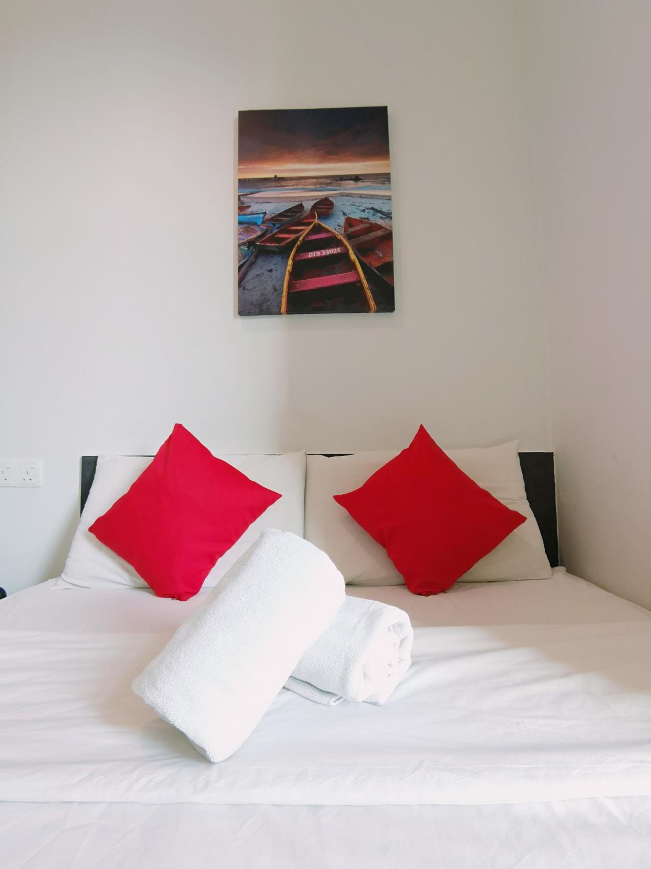 Deluxe Queen Room