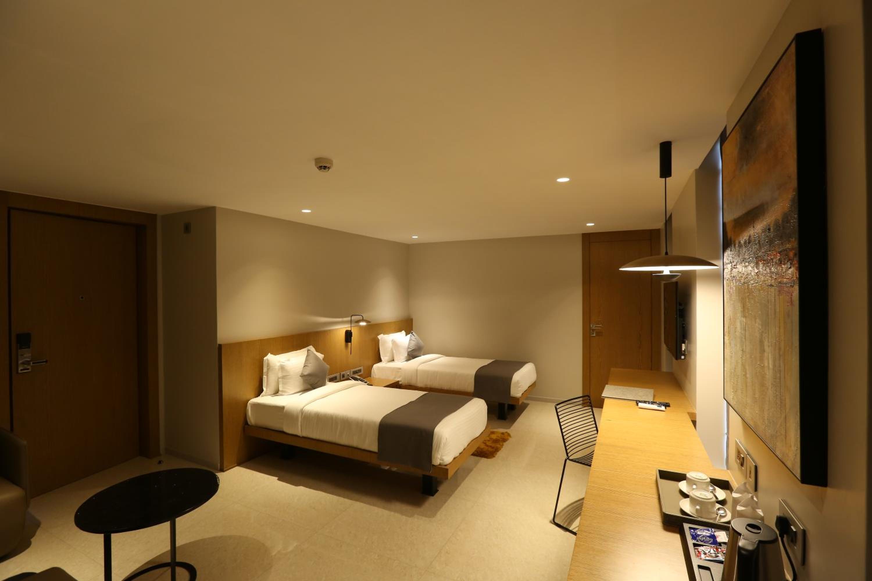 Deluxe King Room photo 2