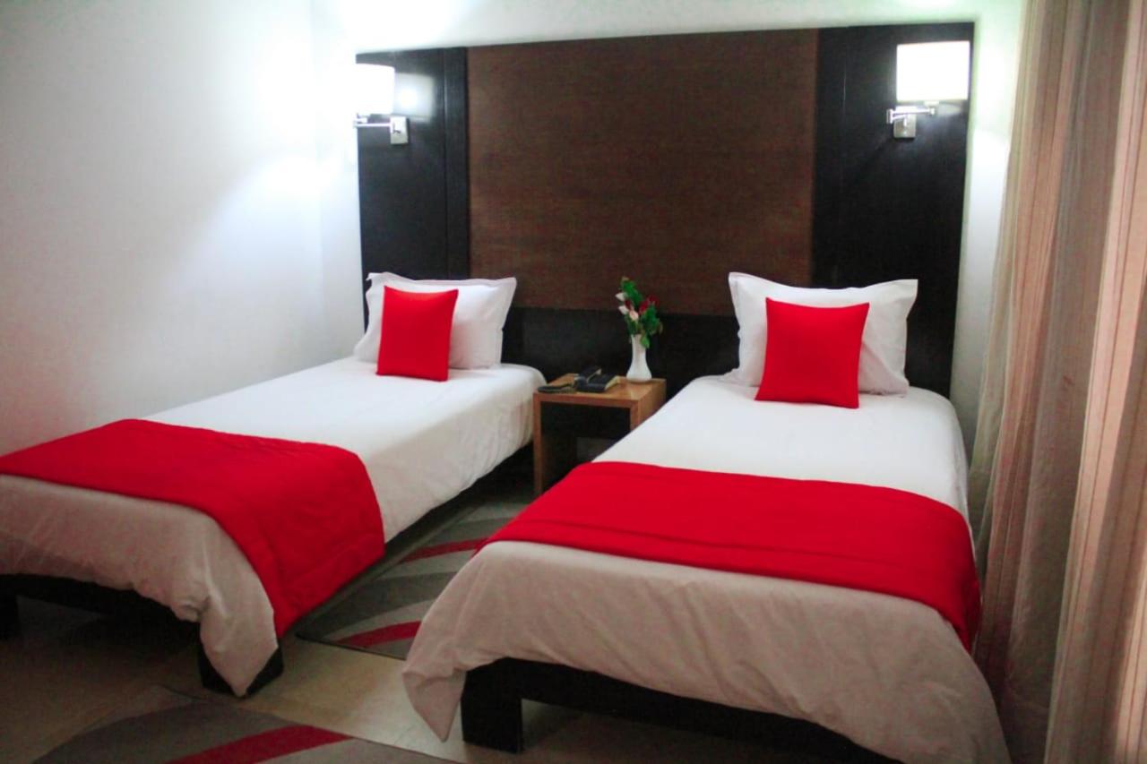 Double or Twin Room - Photo 7