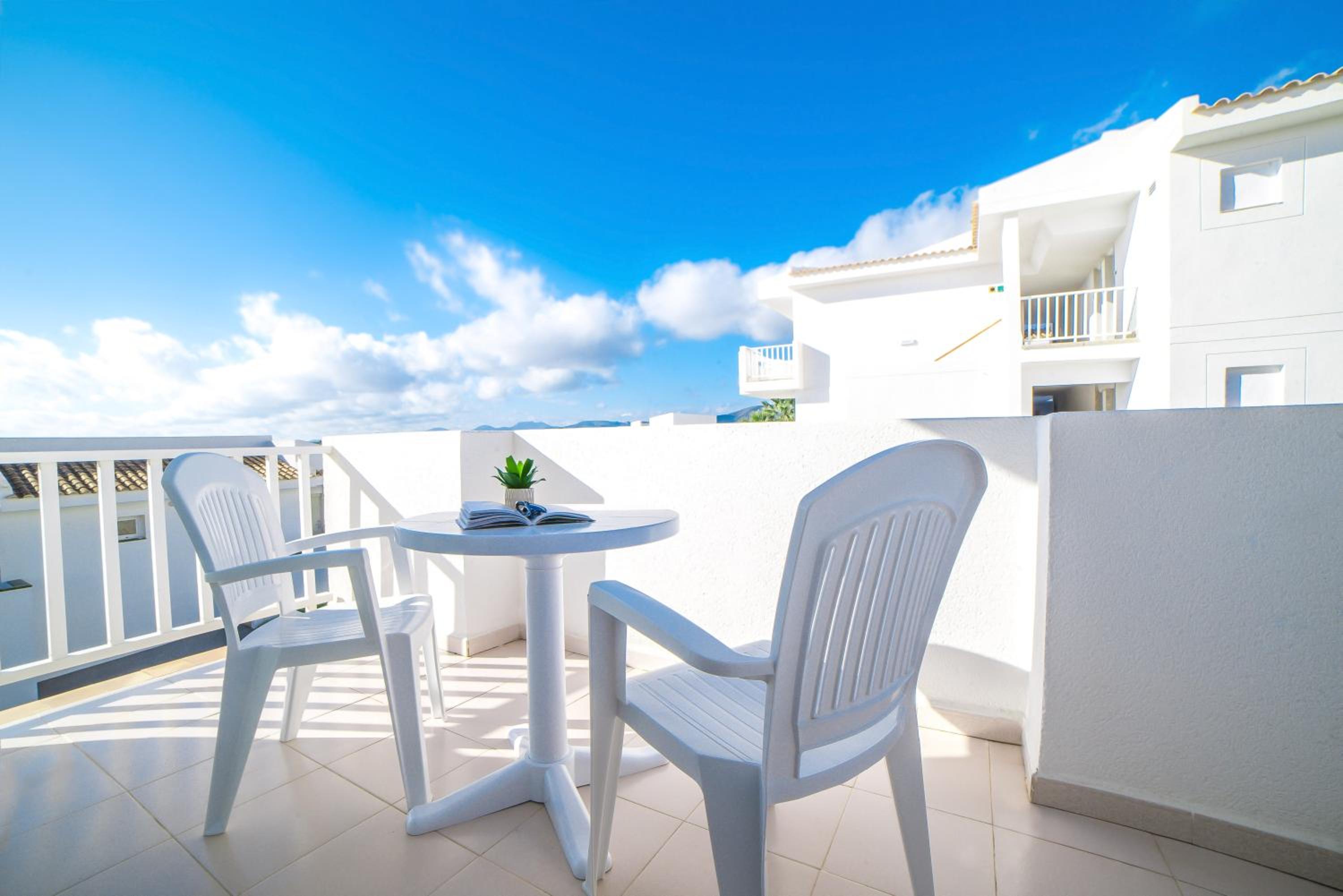 Double Room with Balcony photo 2