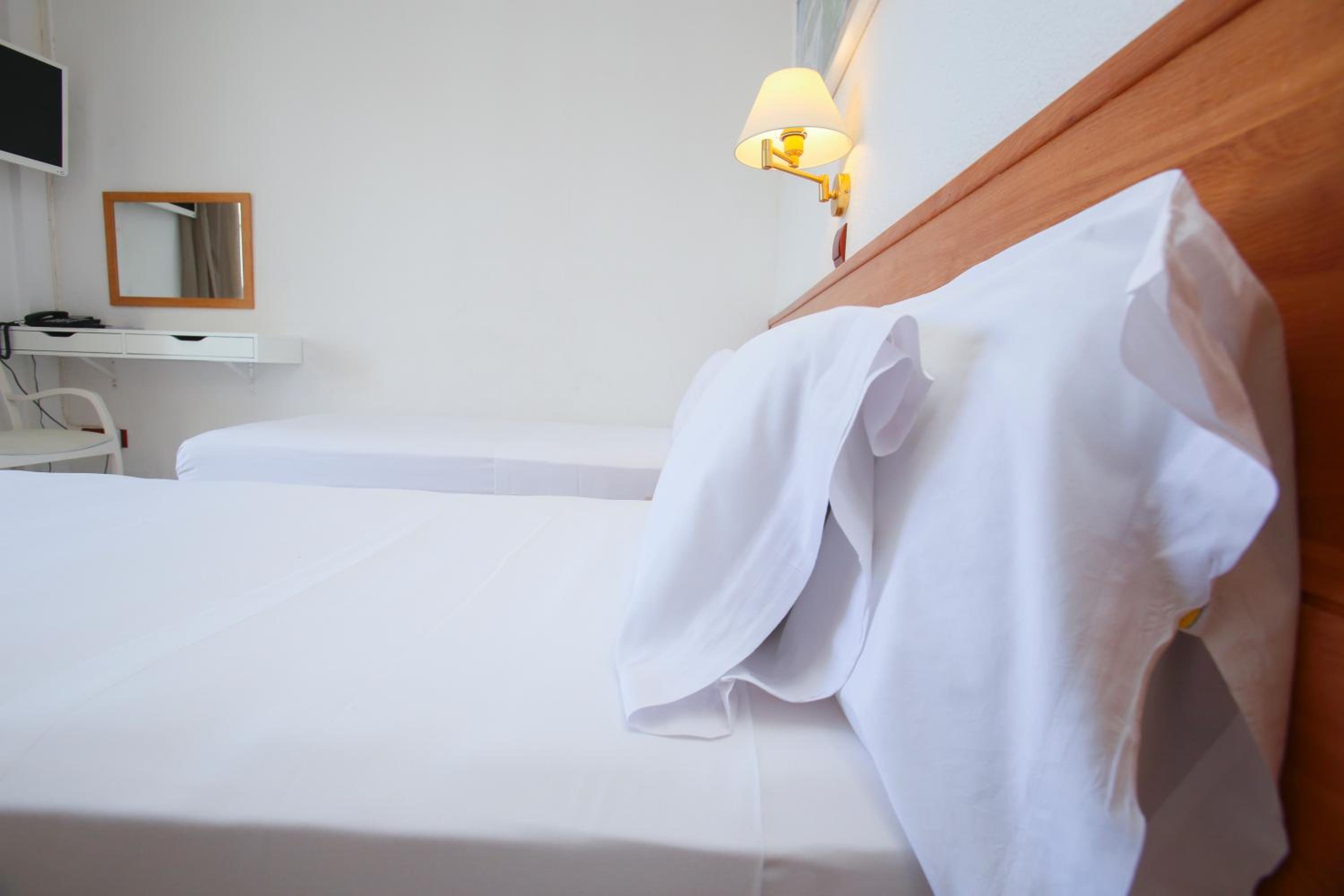 Double or Twin Room with Side Sea View photo 3