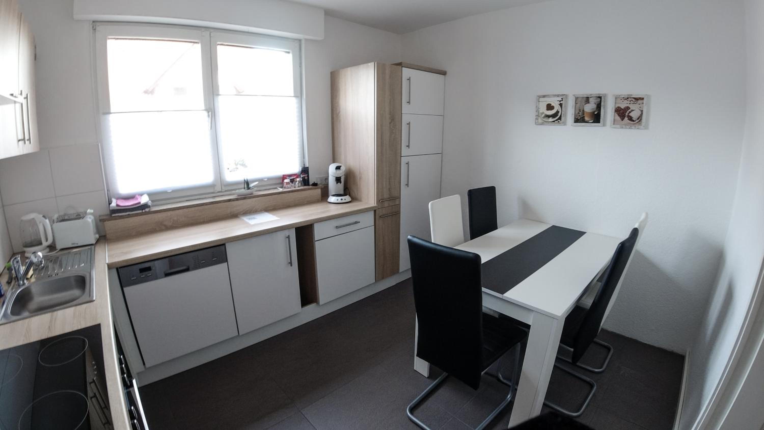 Two-Bedroom Apartment - Photo 24
