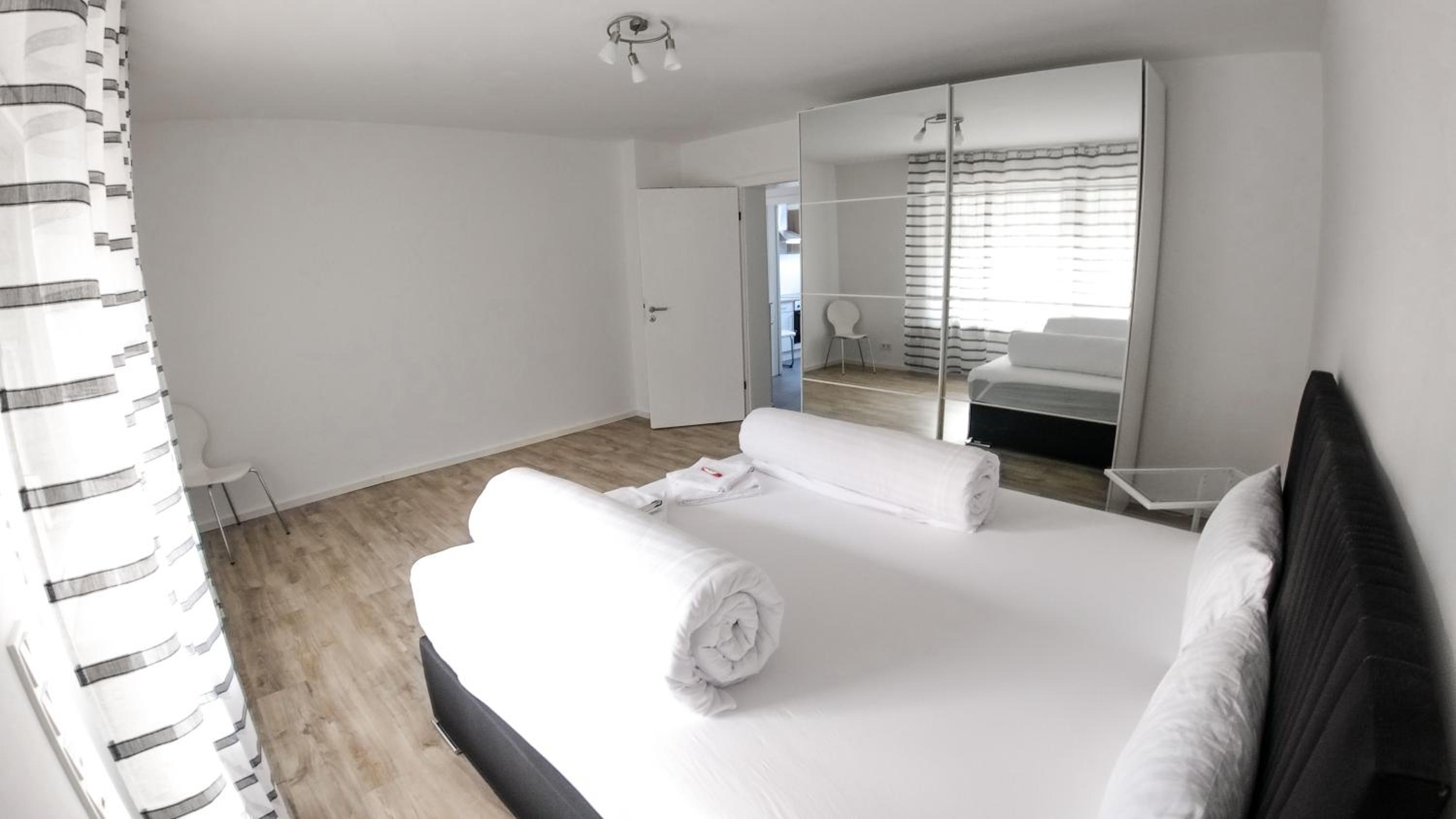 Two-Bedroom Apartment - Photo 26