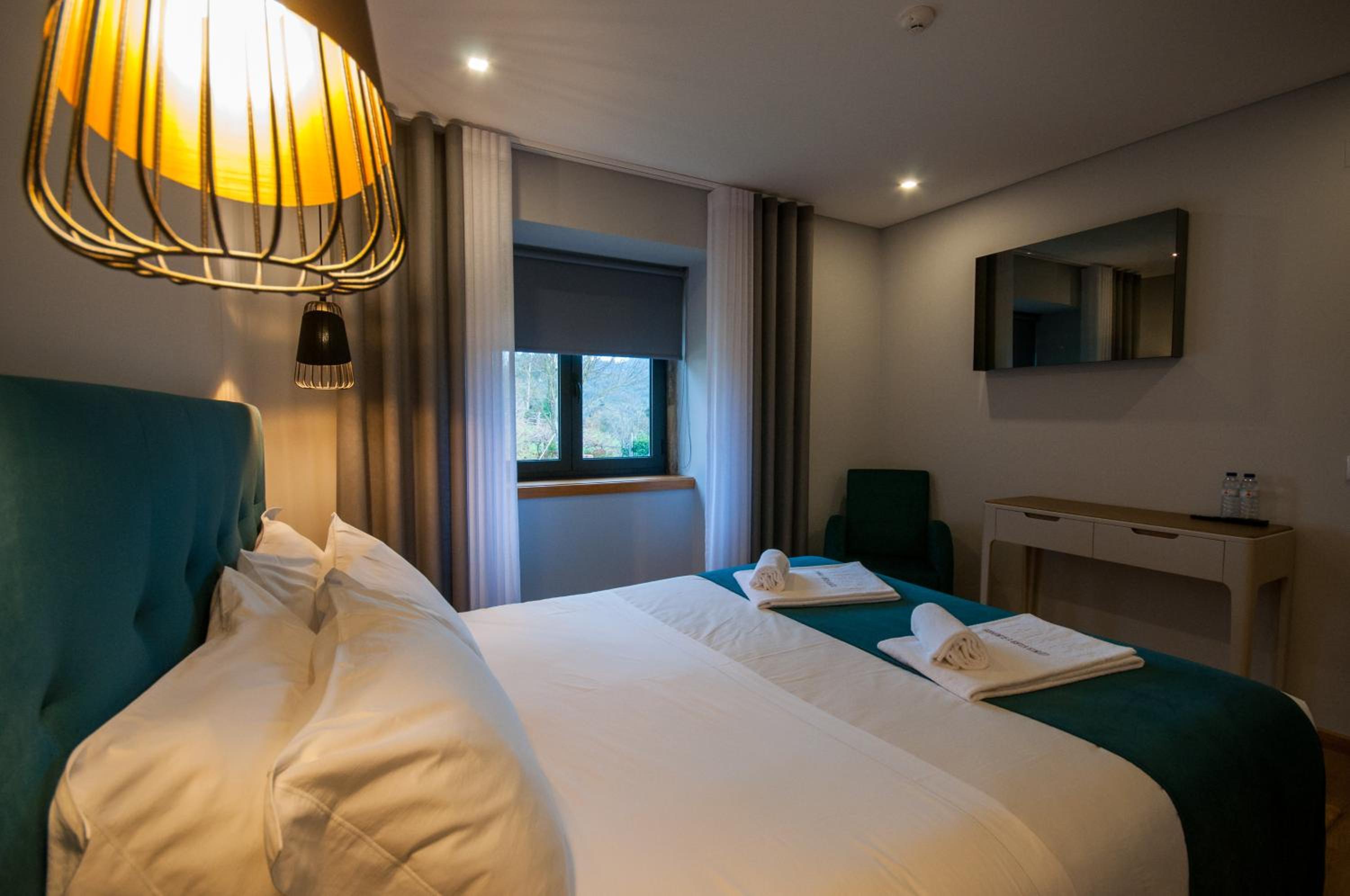 Double Room with Pool View photo 2
