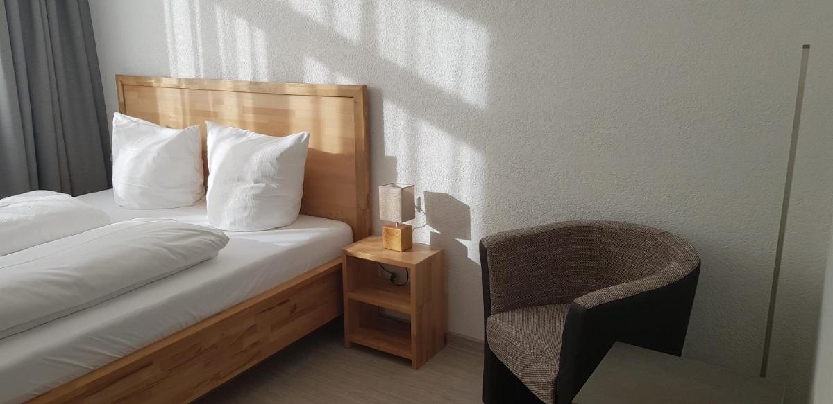 Double Room with Private Bathroom photo 3