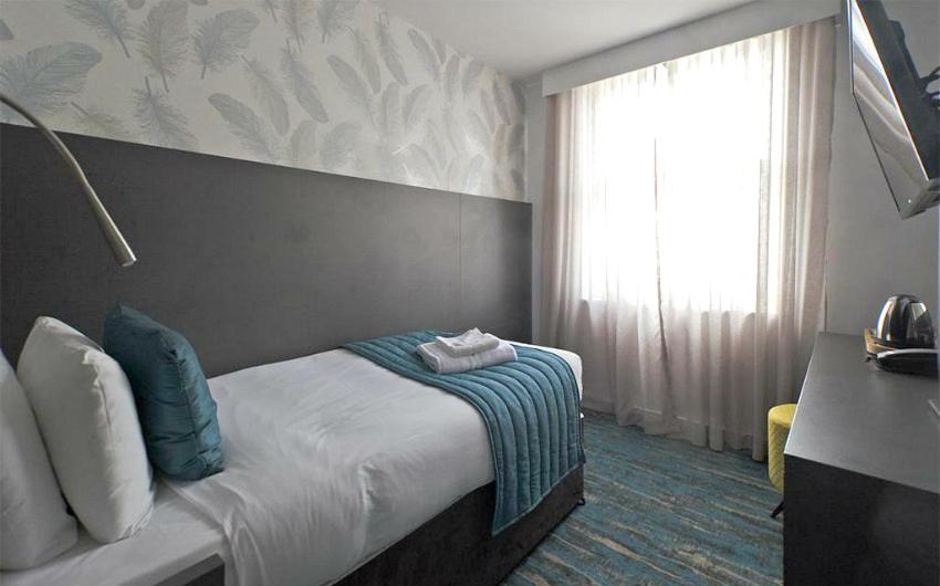 Single Room photo 2
