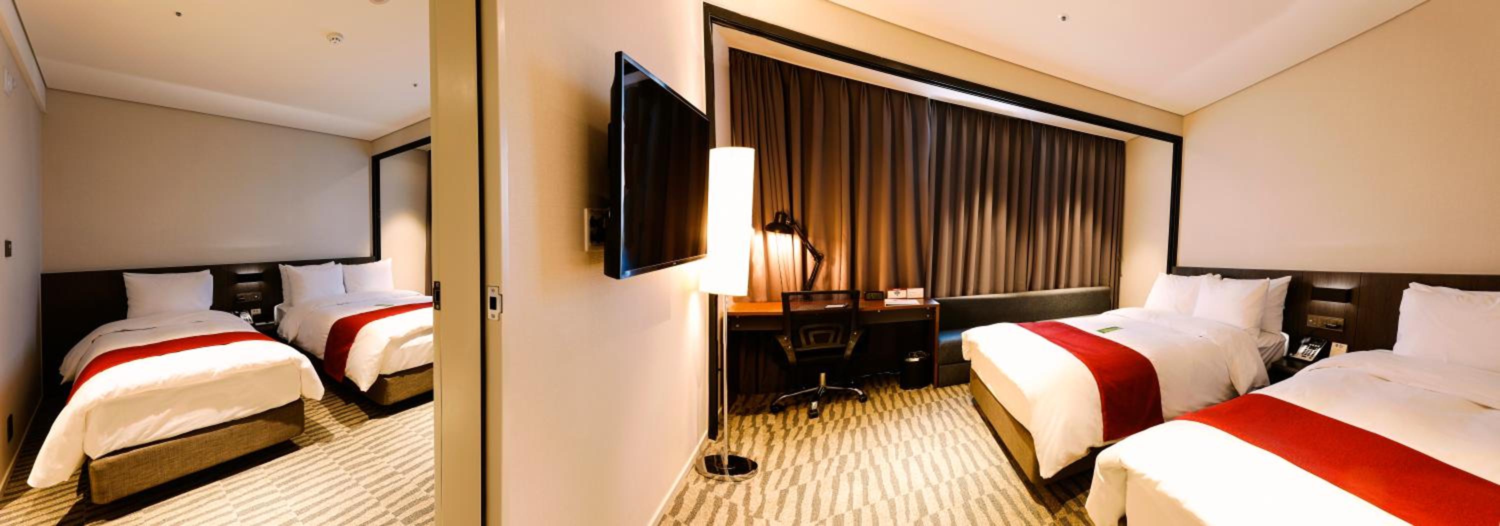 Deluxe Family Premier Connecting Room - Photo 4
