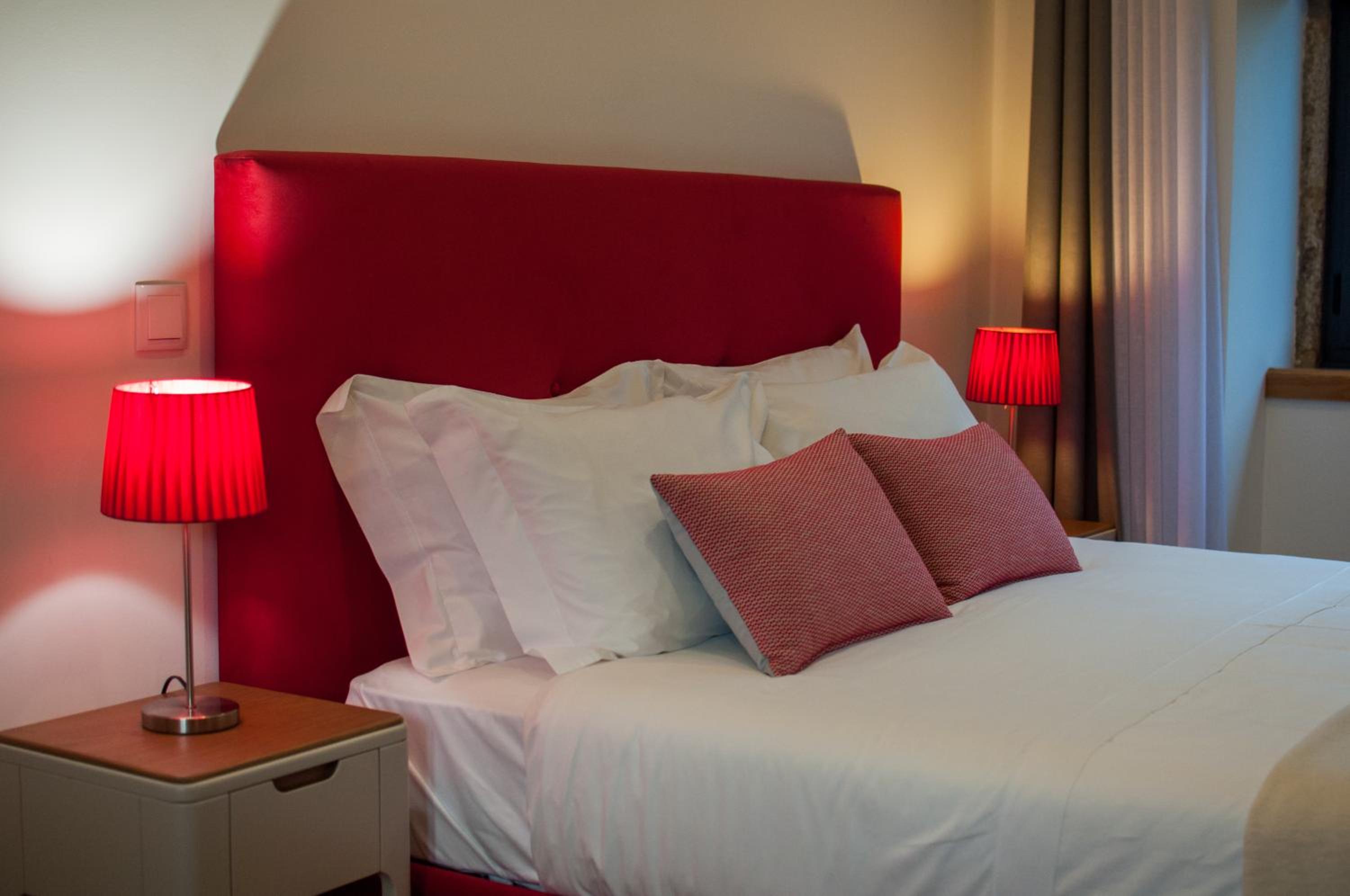 Deluxe Double Room with Balcony photo 3