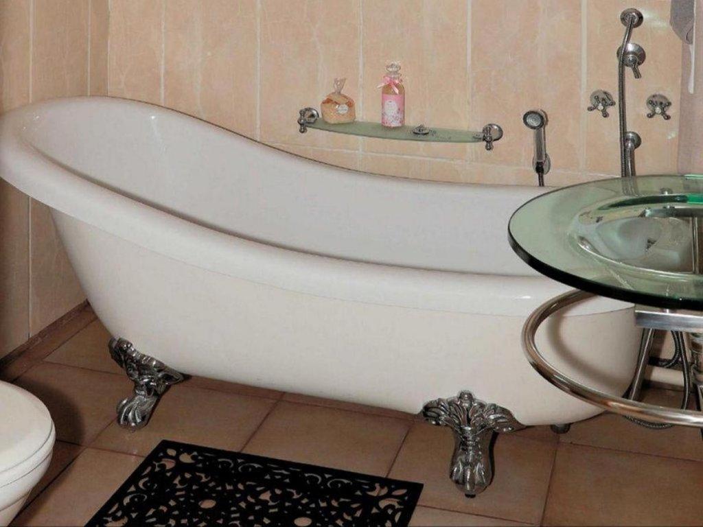 Suite - Photo 4