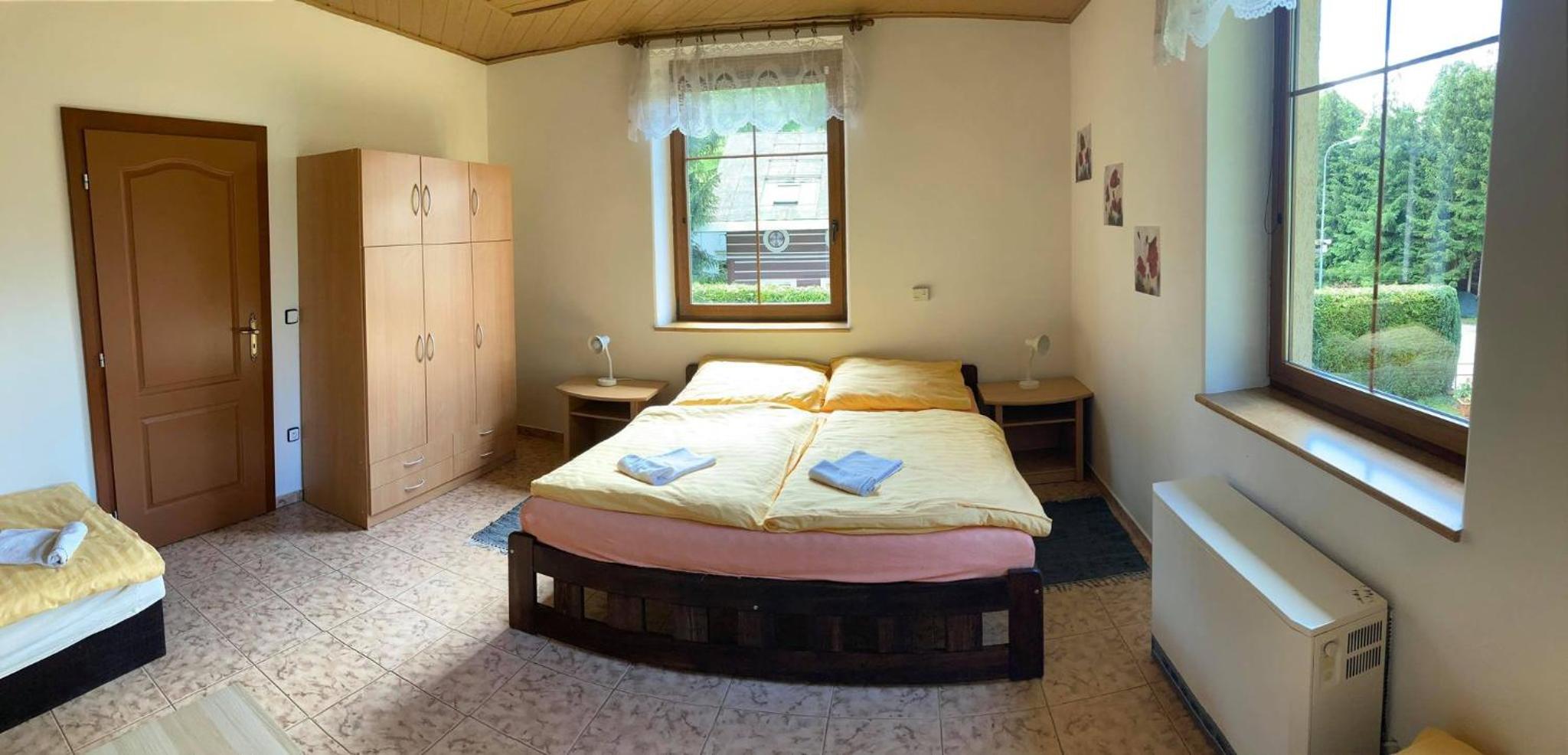 One-Bedroom Apartment photo 2