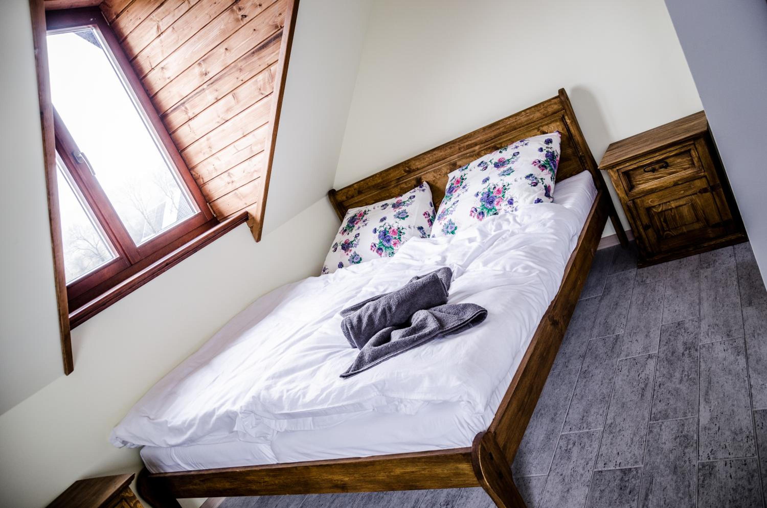 Triple Room - Photo 13