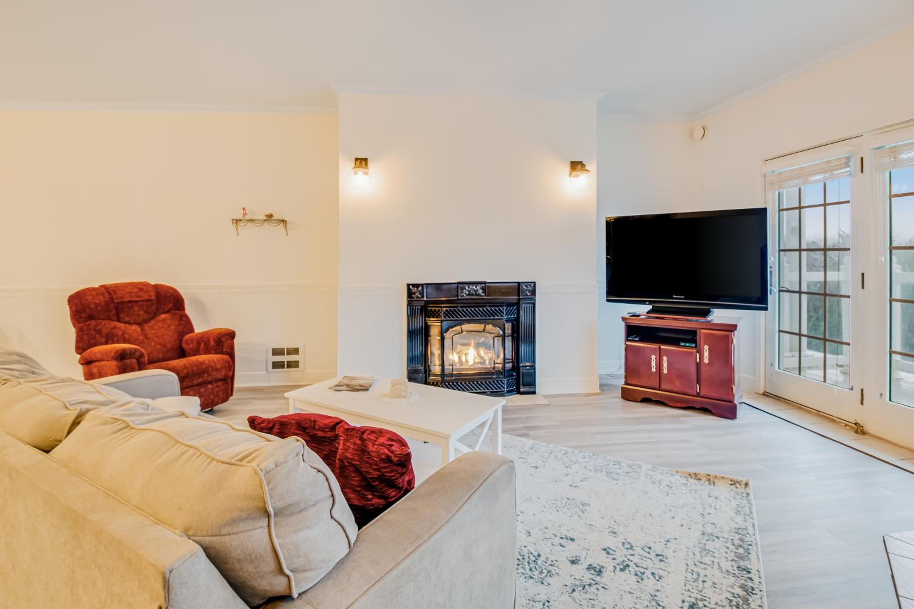 One Bedroom Apartment photo 2