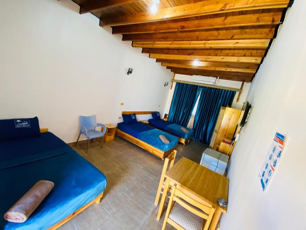 Economy Triple Room photo 1