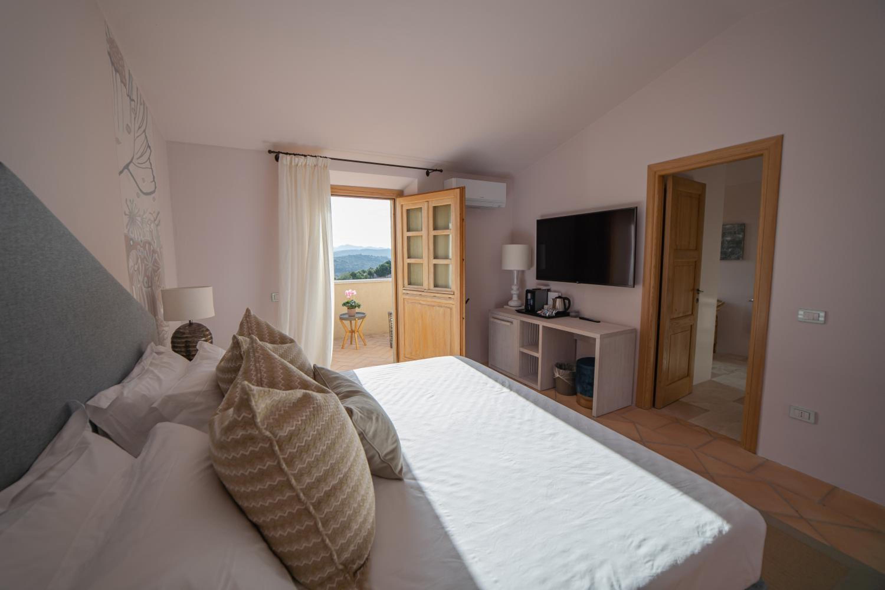 Double Room with Sea View - Photo 6