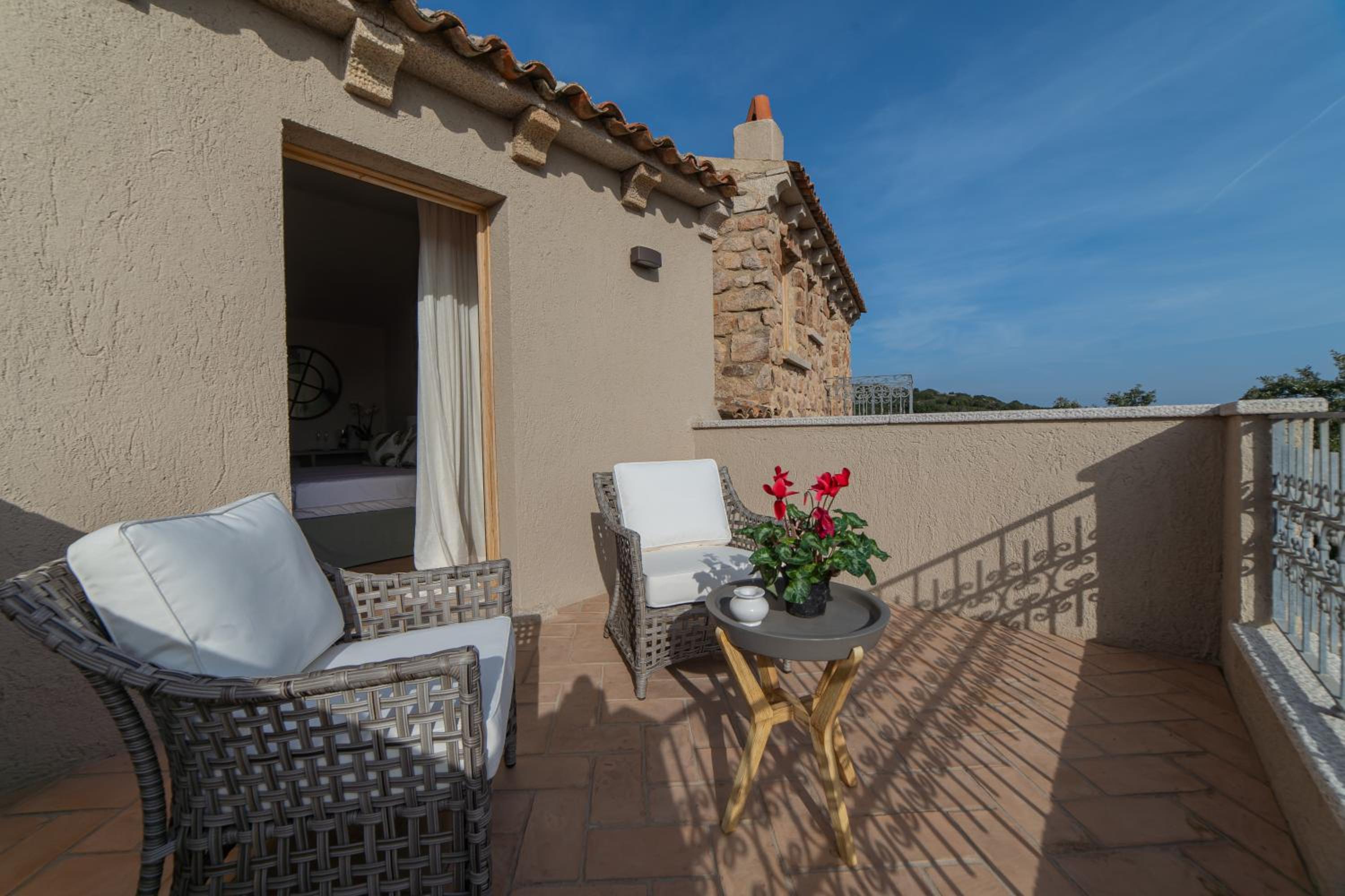 Double Room with Sea View - Photo 3