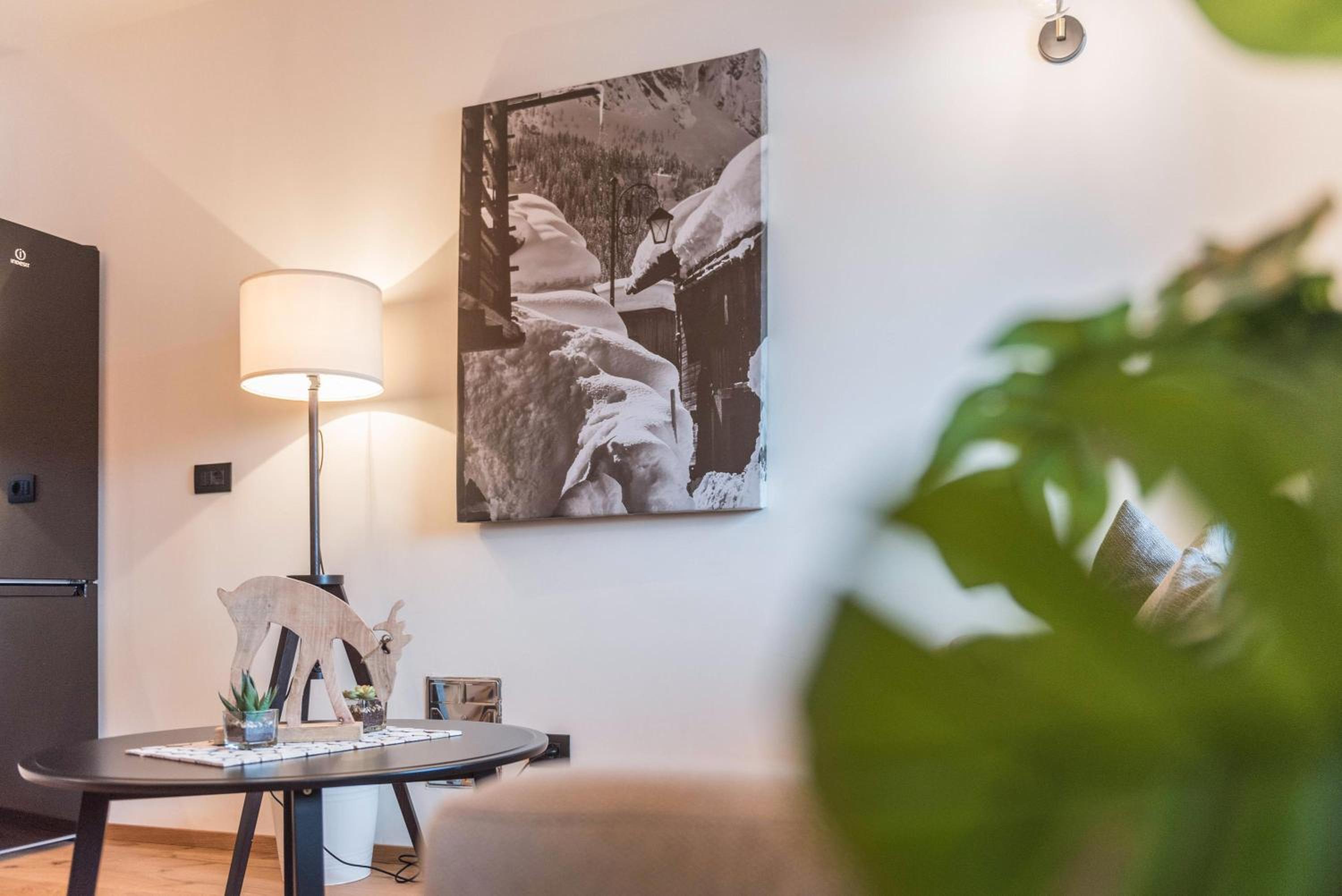 Superior One-Bedroom Apartment with Balcony - Photo 29