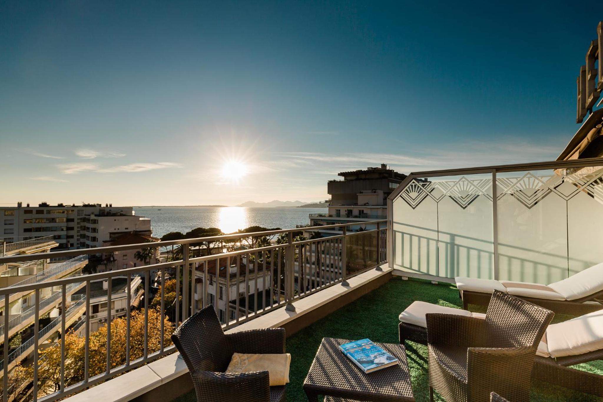Suite with Sea View photo 2