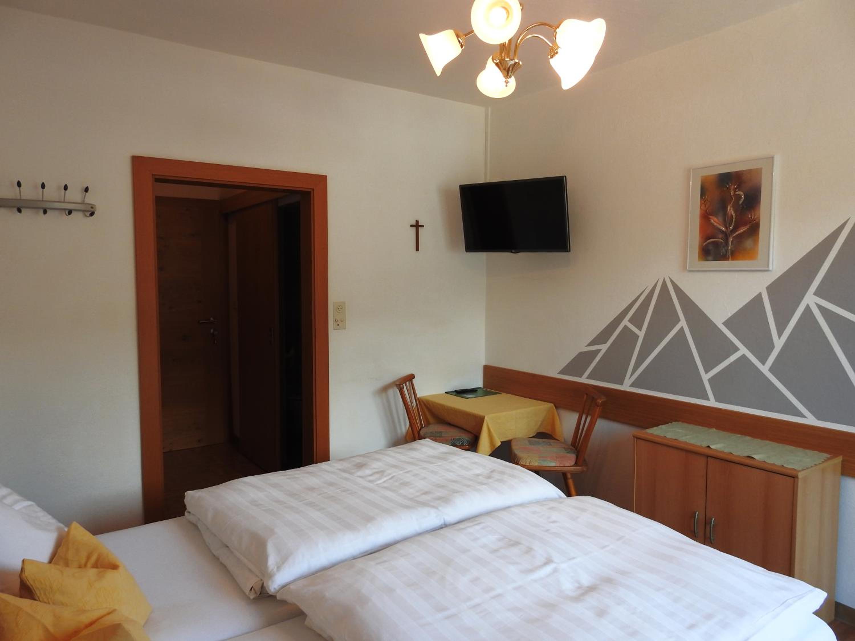 Standard Double Room photo 3