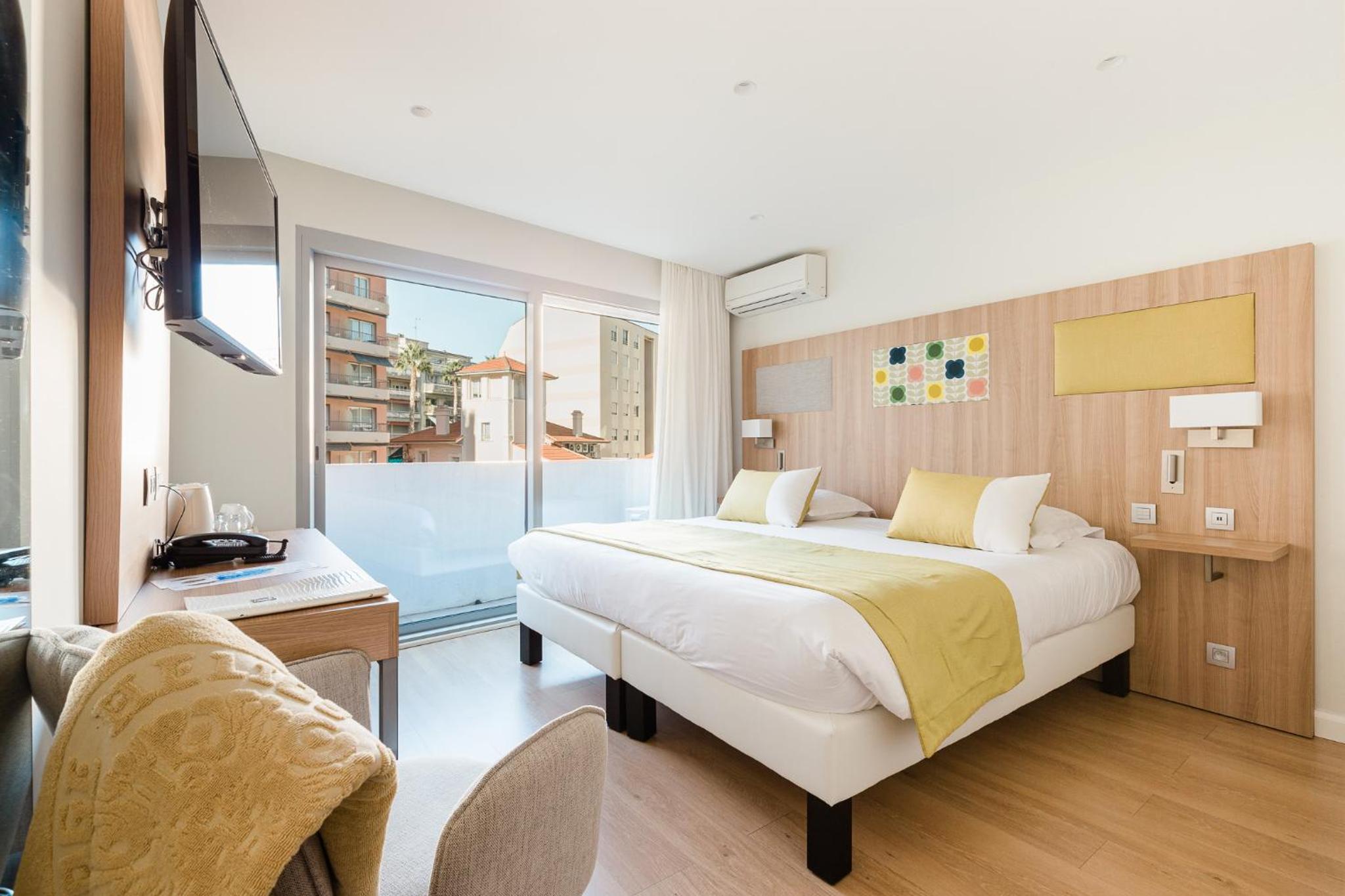 Superior Triple Room - Photo 1