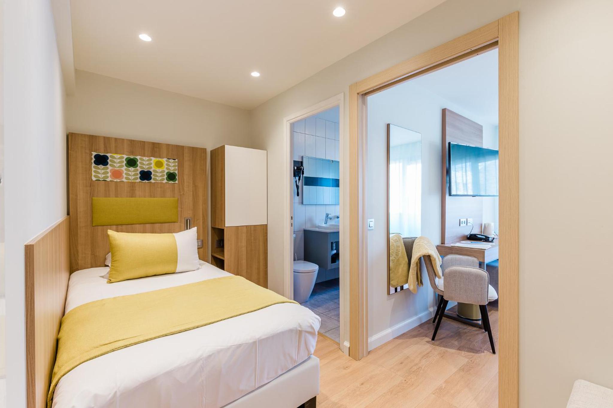 Superior Triple Room - Photo 2