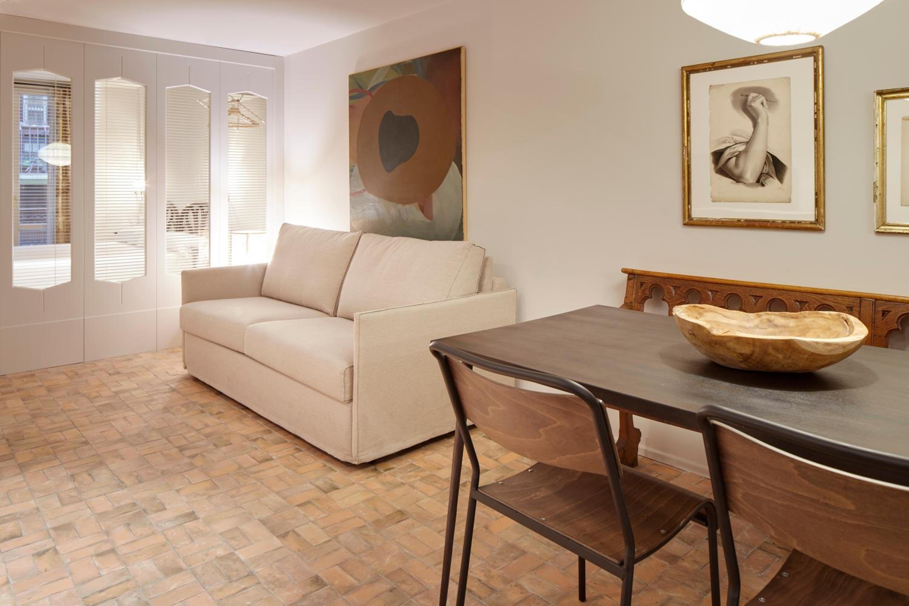 Two-Bedroom Apartment - Photo 9
