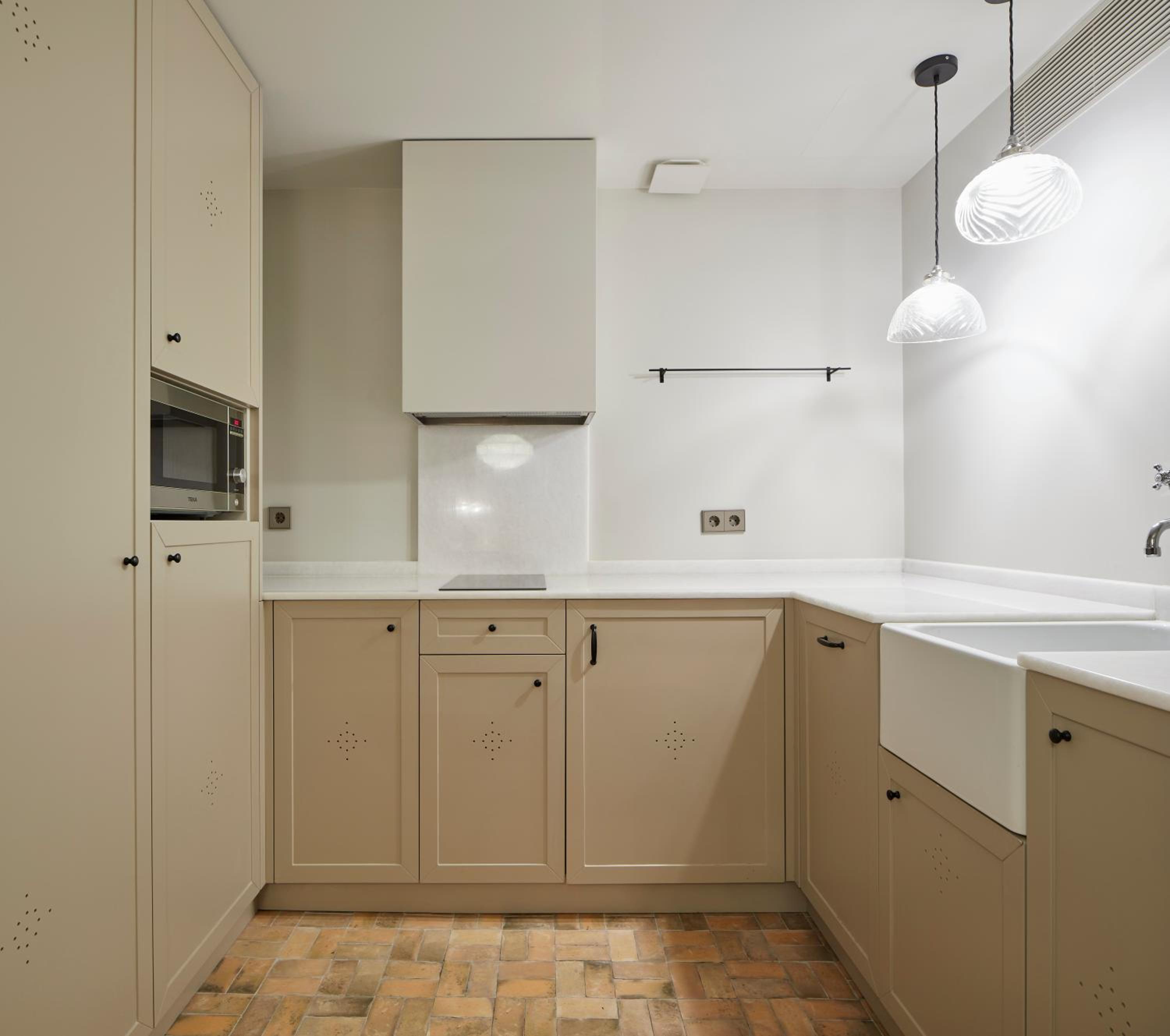 Two-Bedroom Apartment - Photo 8