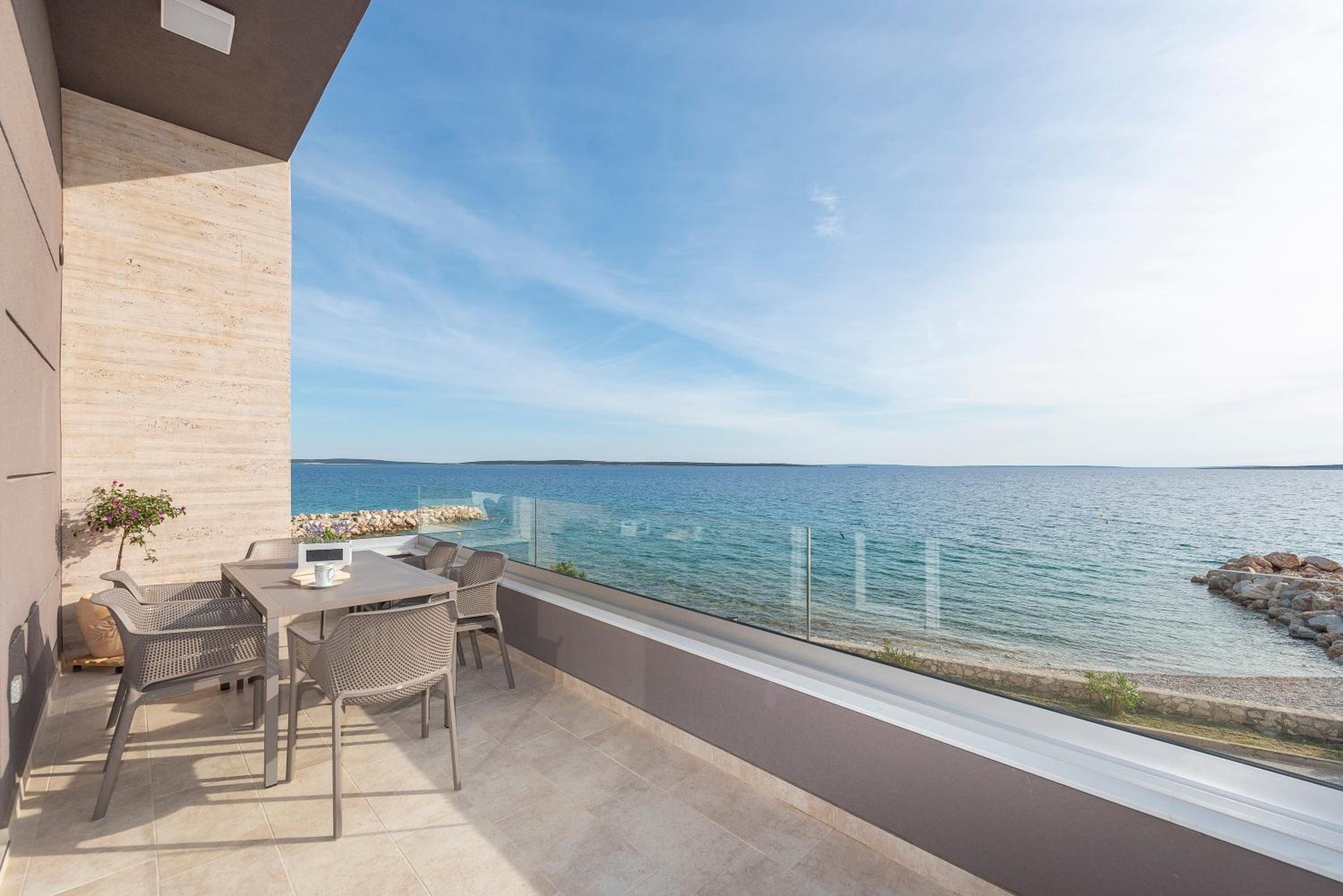 Apartment with Sea View photo 2