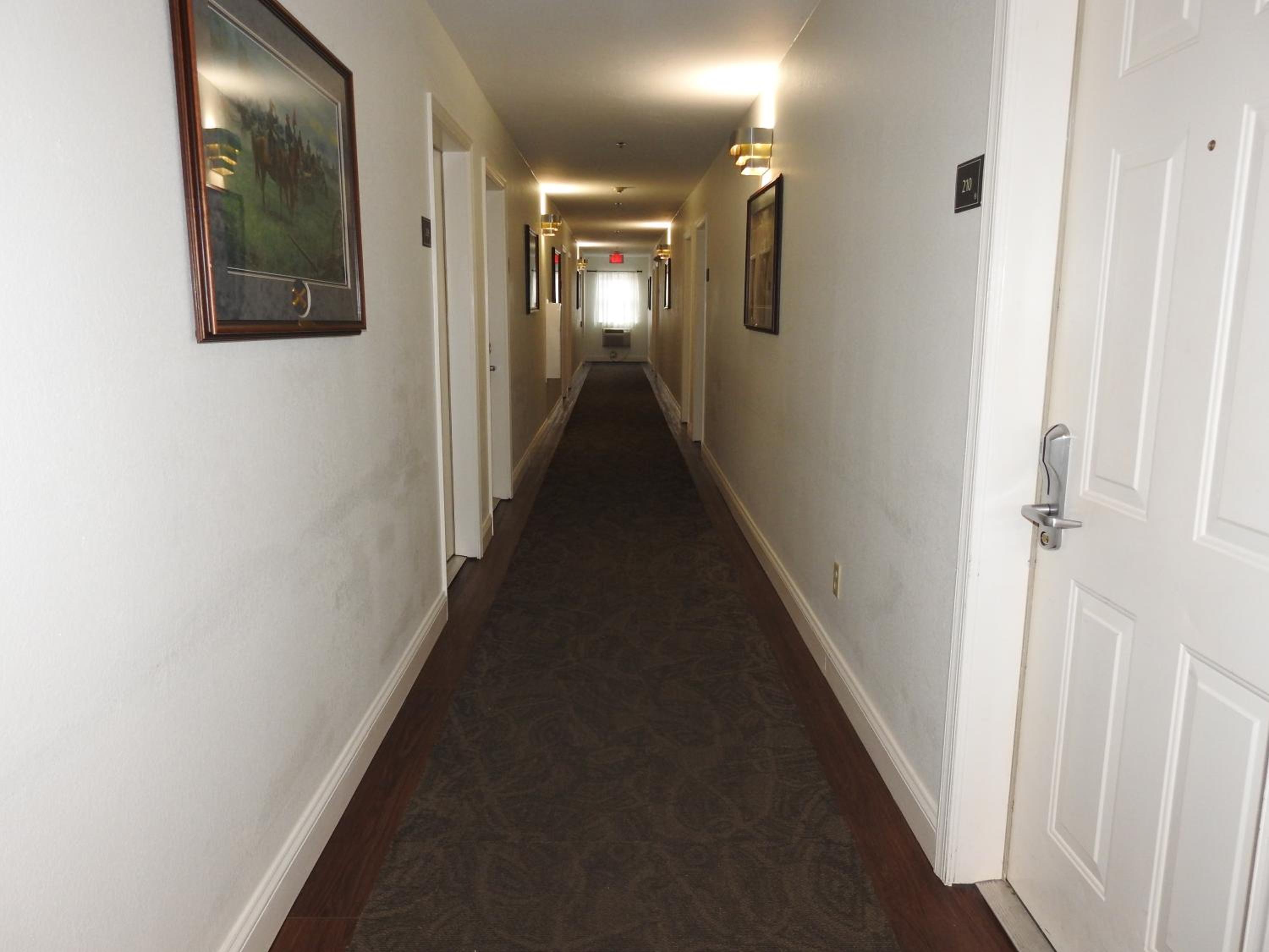 NonSmoking 2Doubles Balcony PET FRIENDLY - Photo 2