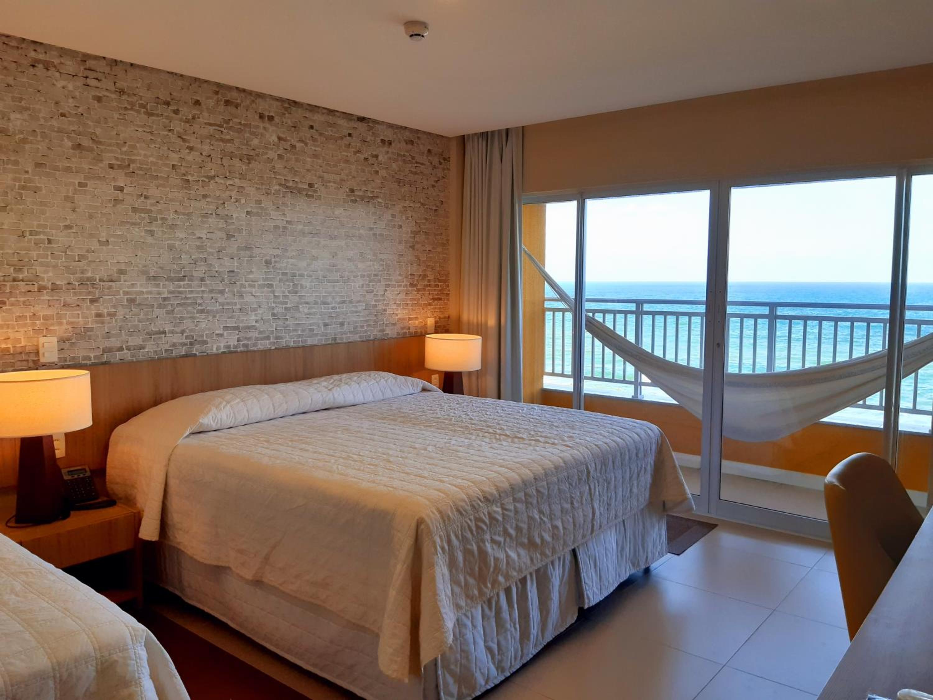 Deluxe Triple Room with Sea View photo 2