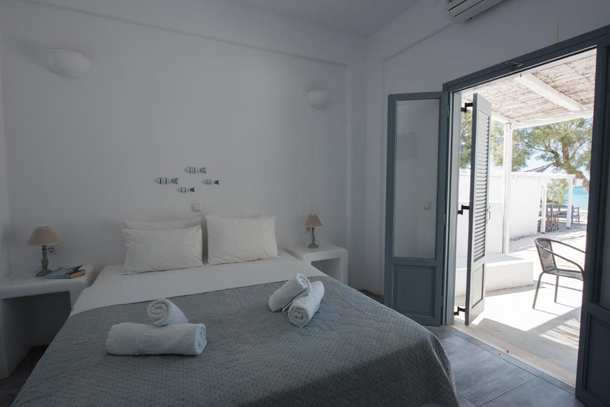 Superior Triple Room with Sea View photo 1