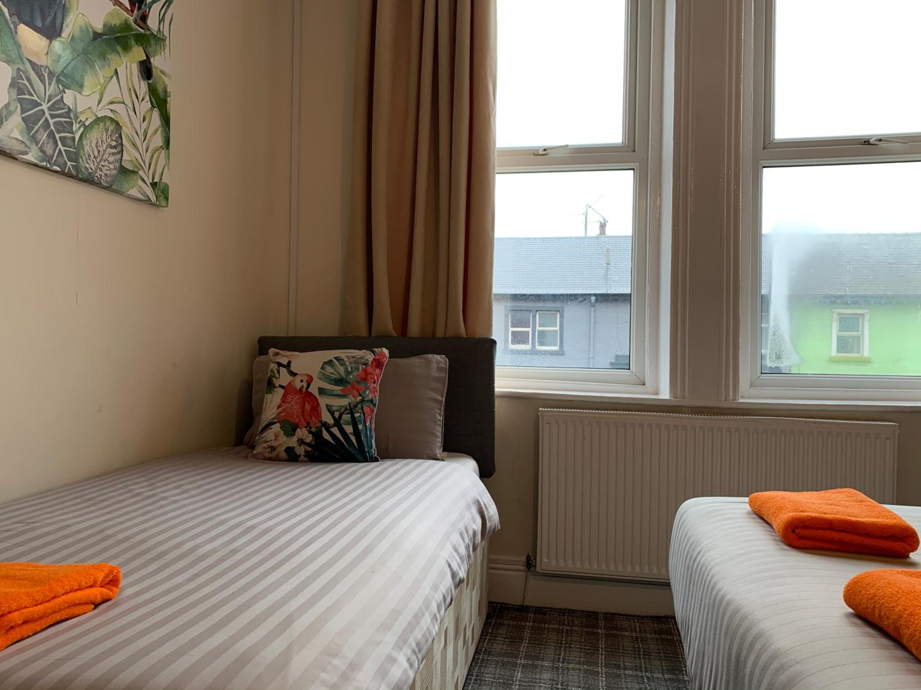 Triple Room - Photo 1