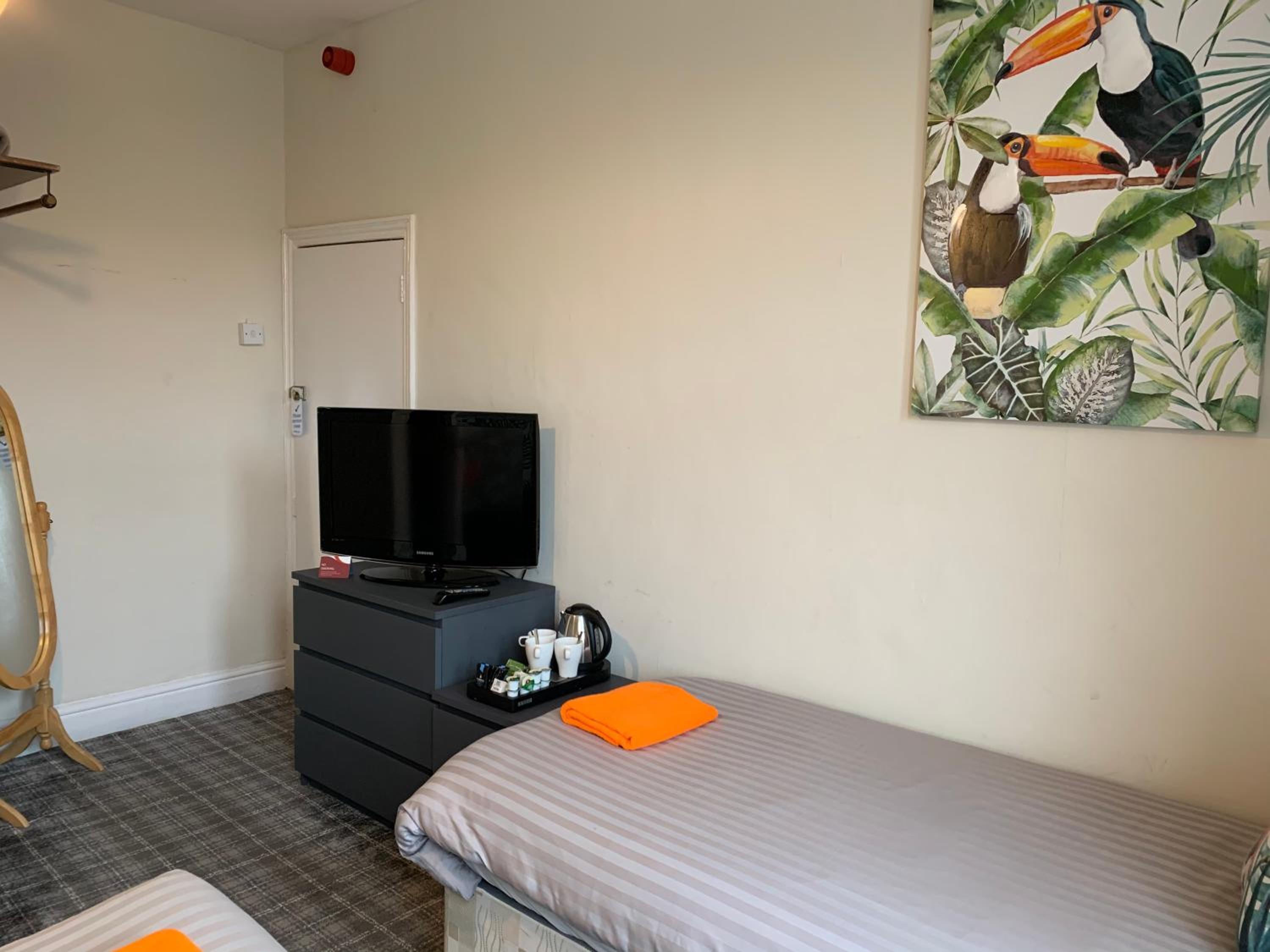 Triple Room - Photo 2