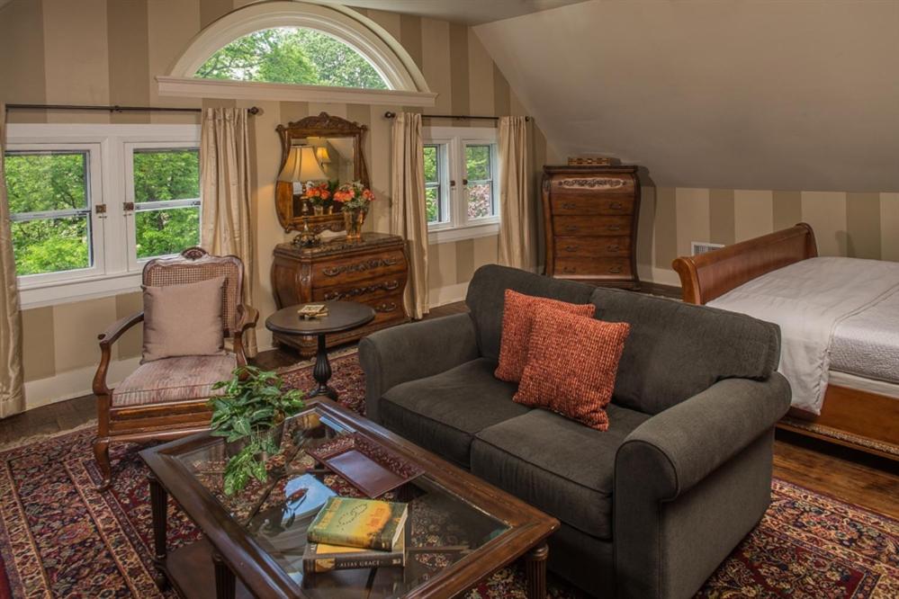 2-bedroom Suite