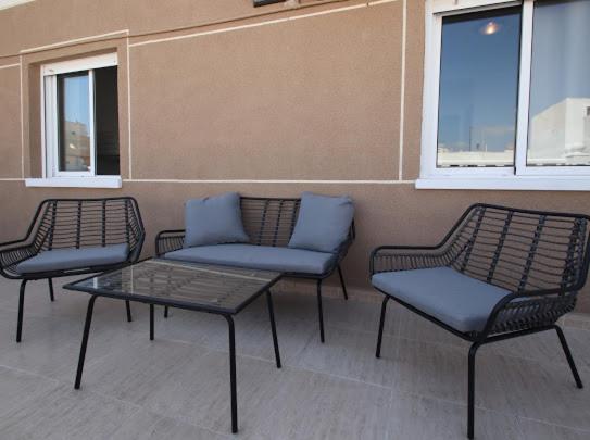 Apartment with Balcony photo 3