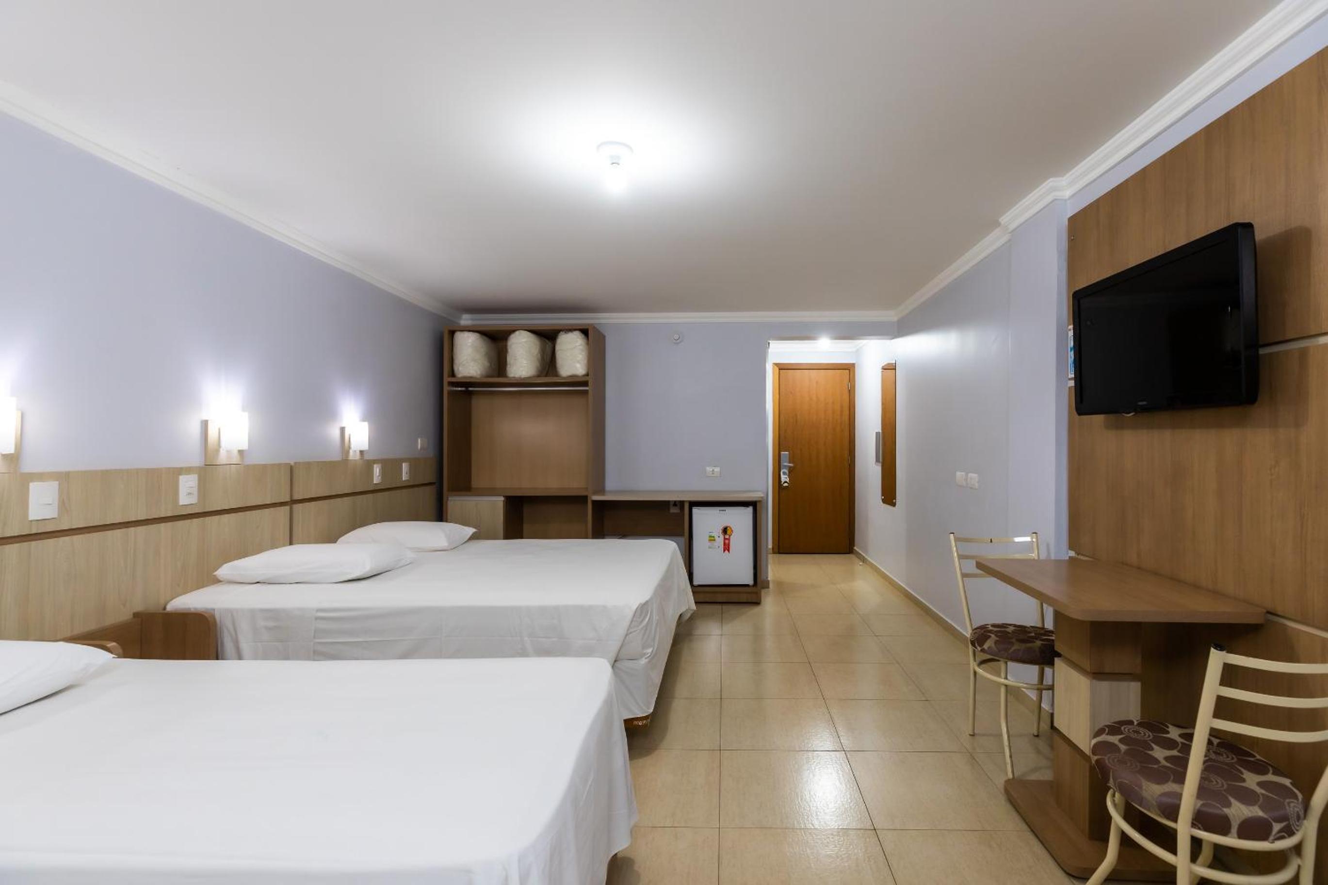 Quadruple Room - Photo 2
