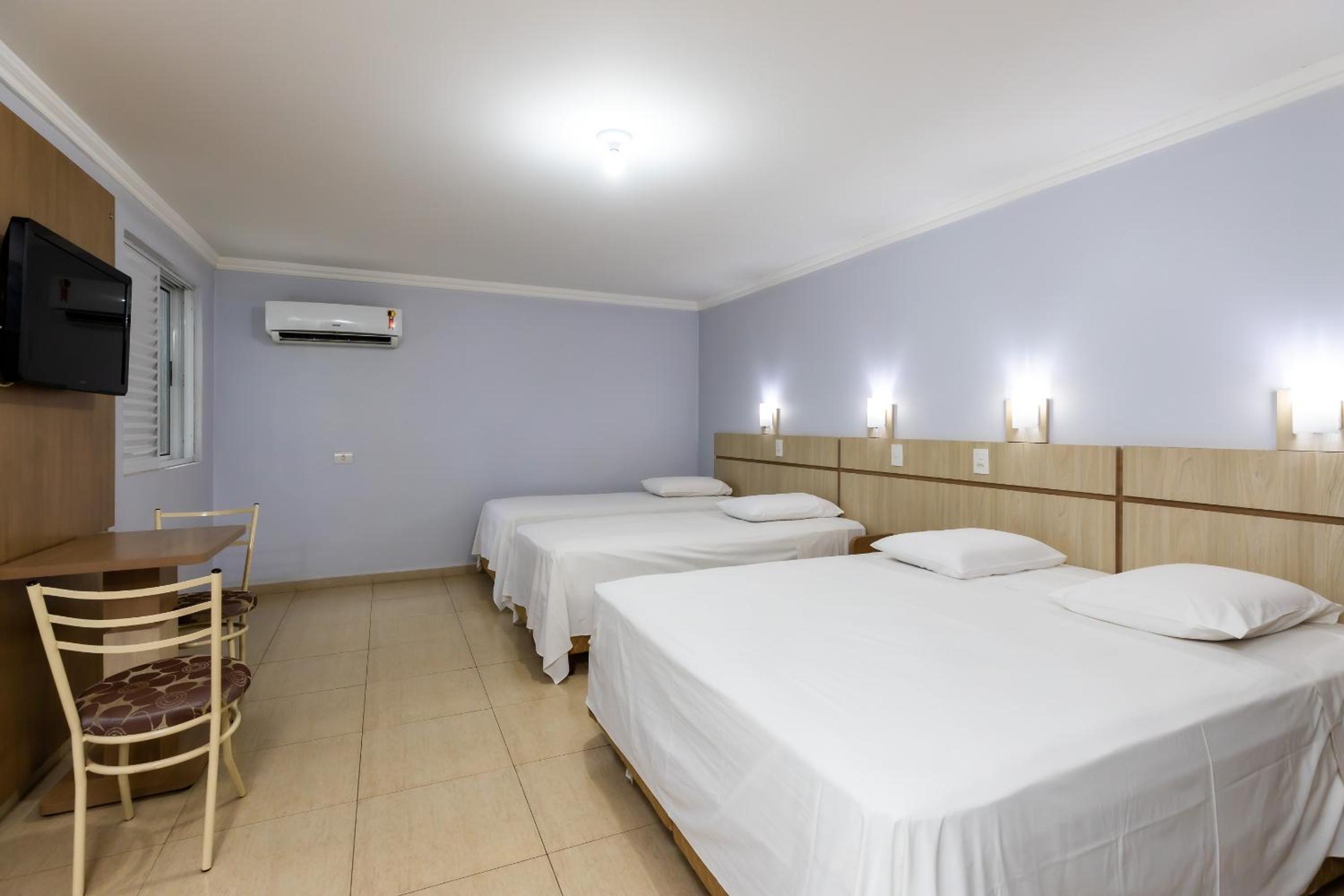 Quadruple Room - Photo 4