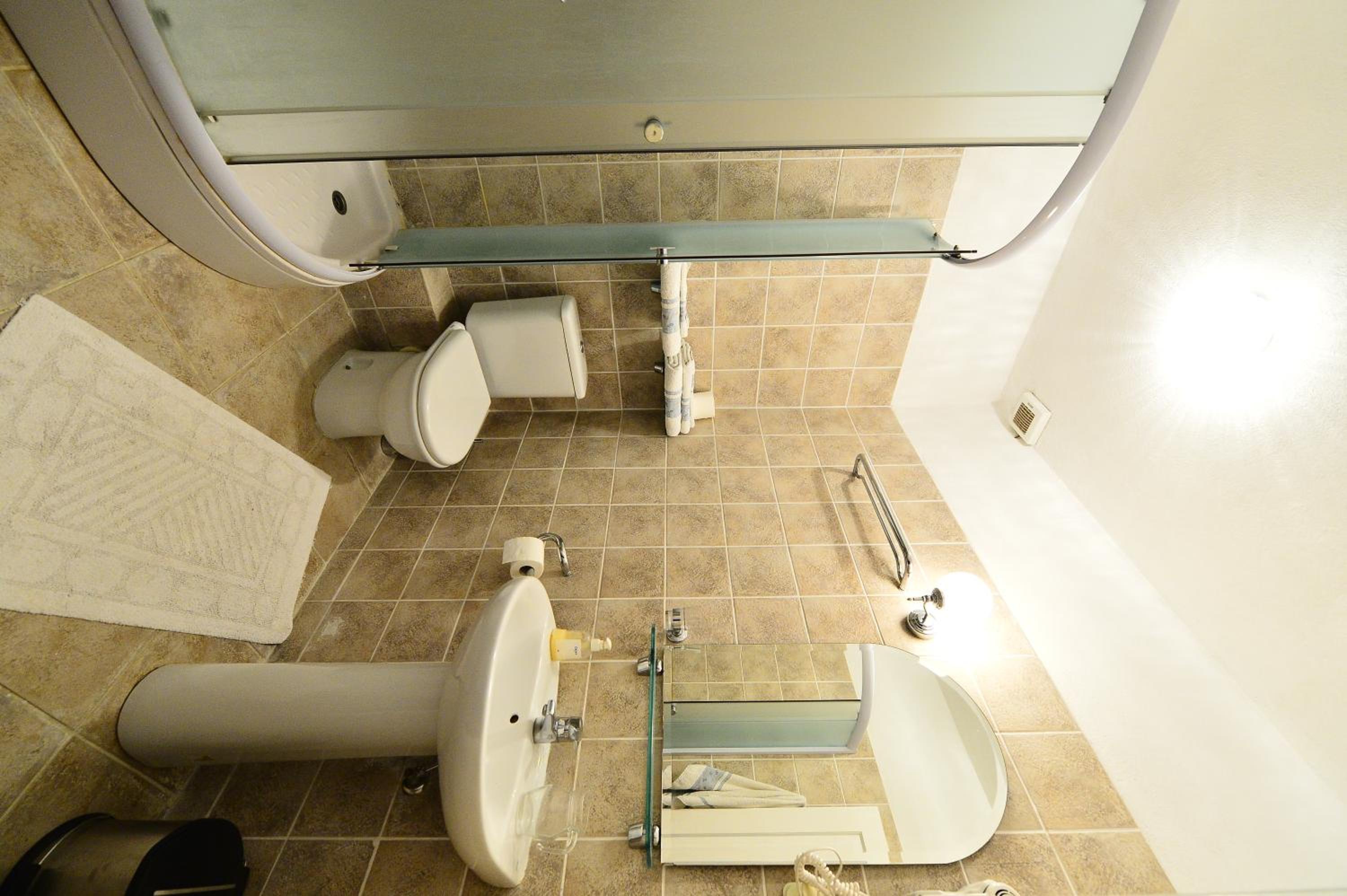 Triple Room - Photo 6