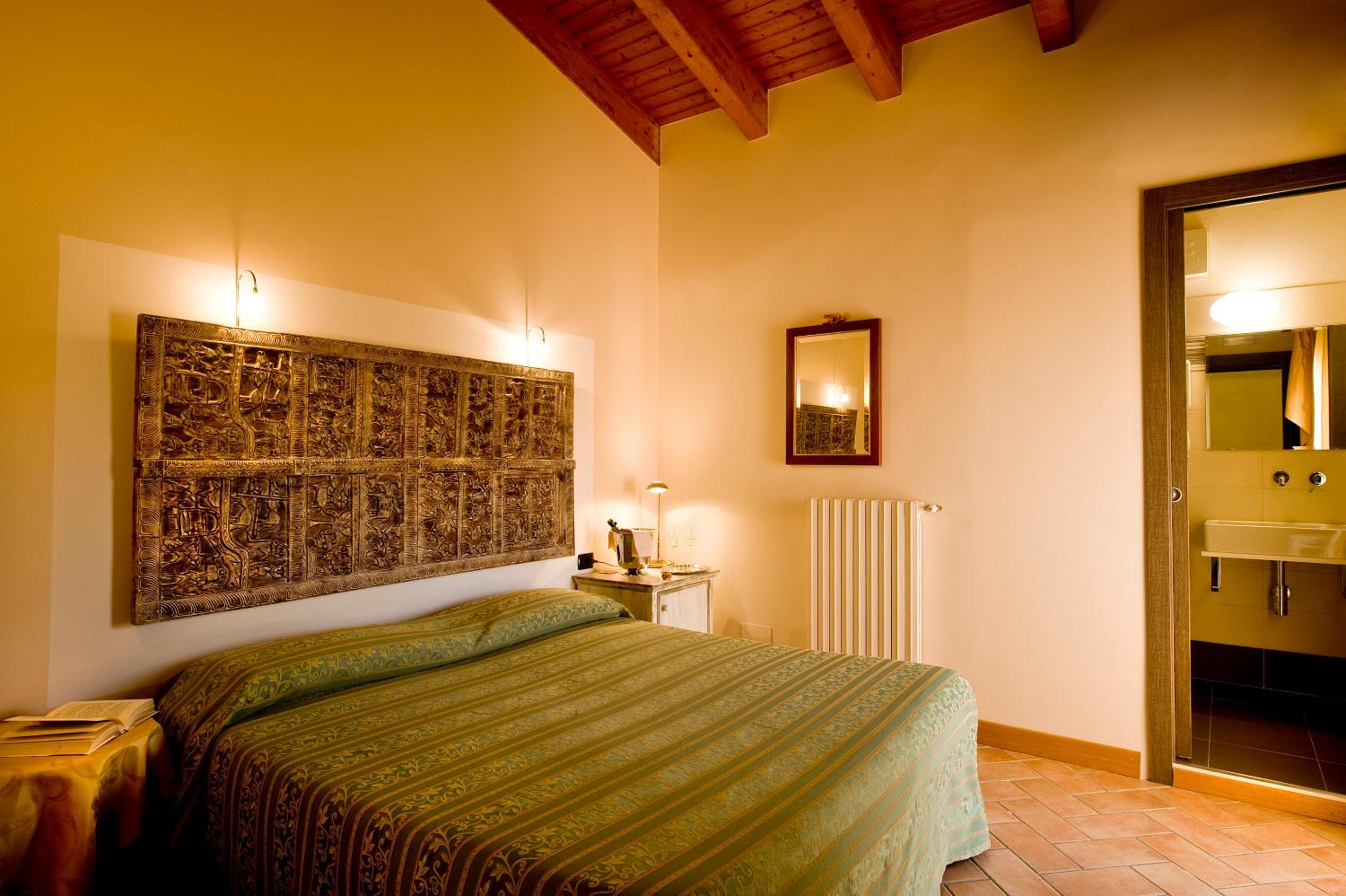 Double Room - Photo 4