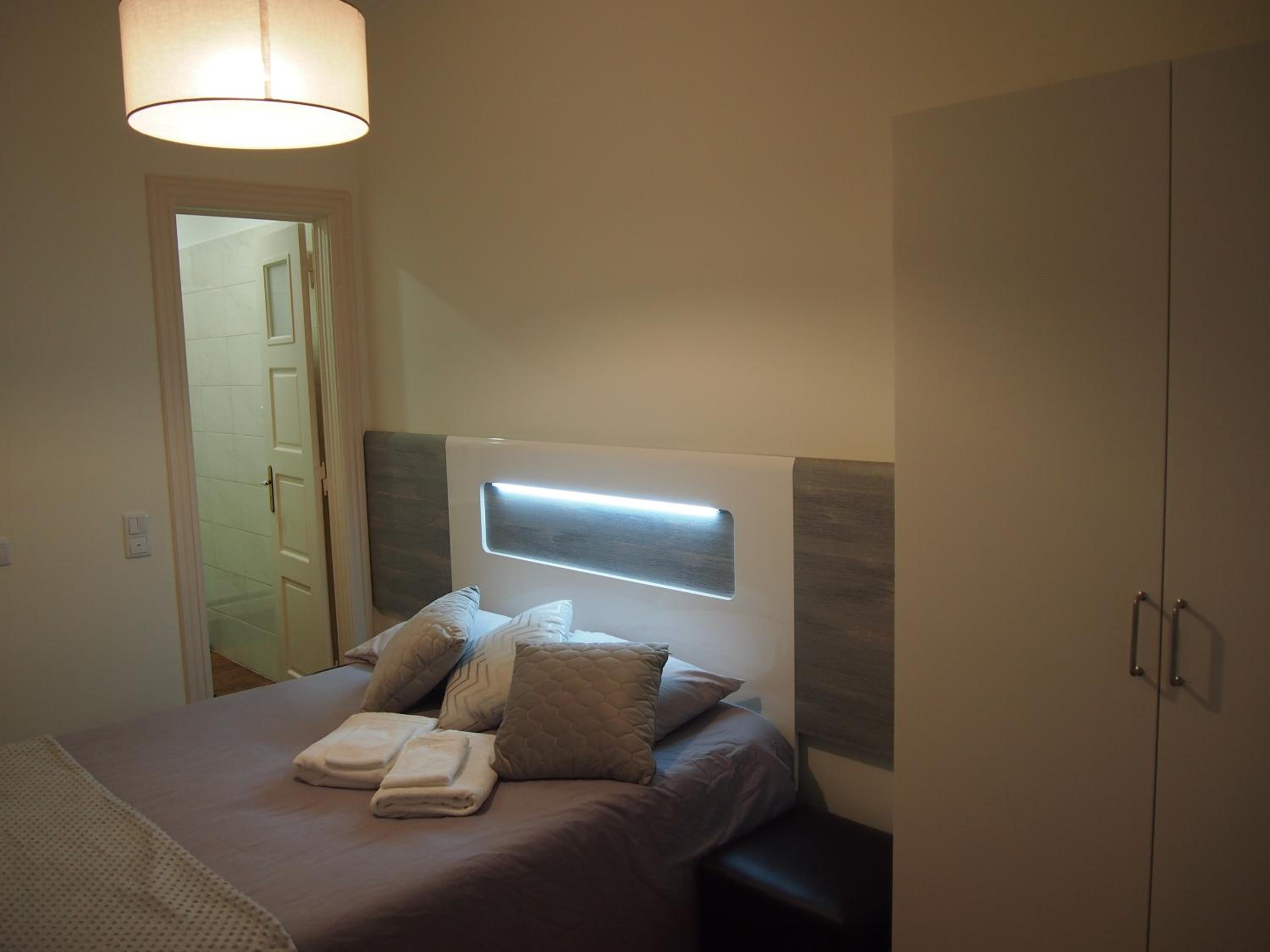 Double Room with Private Bathroom photo 1