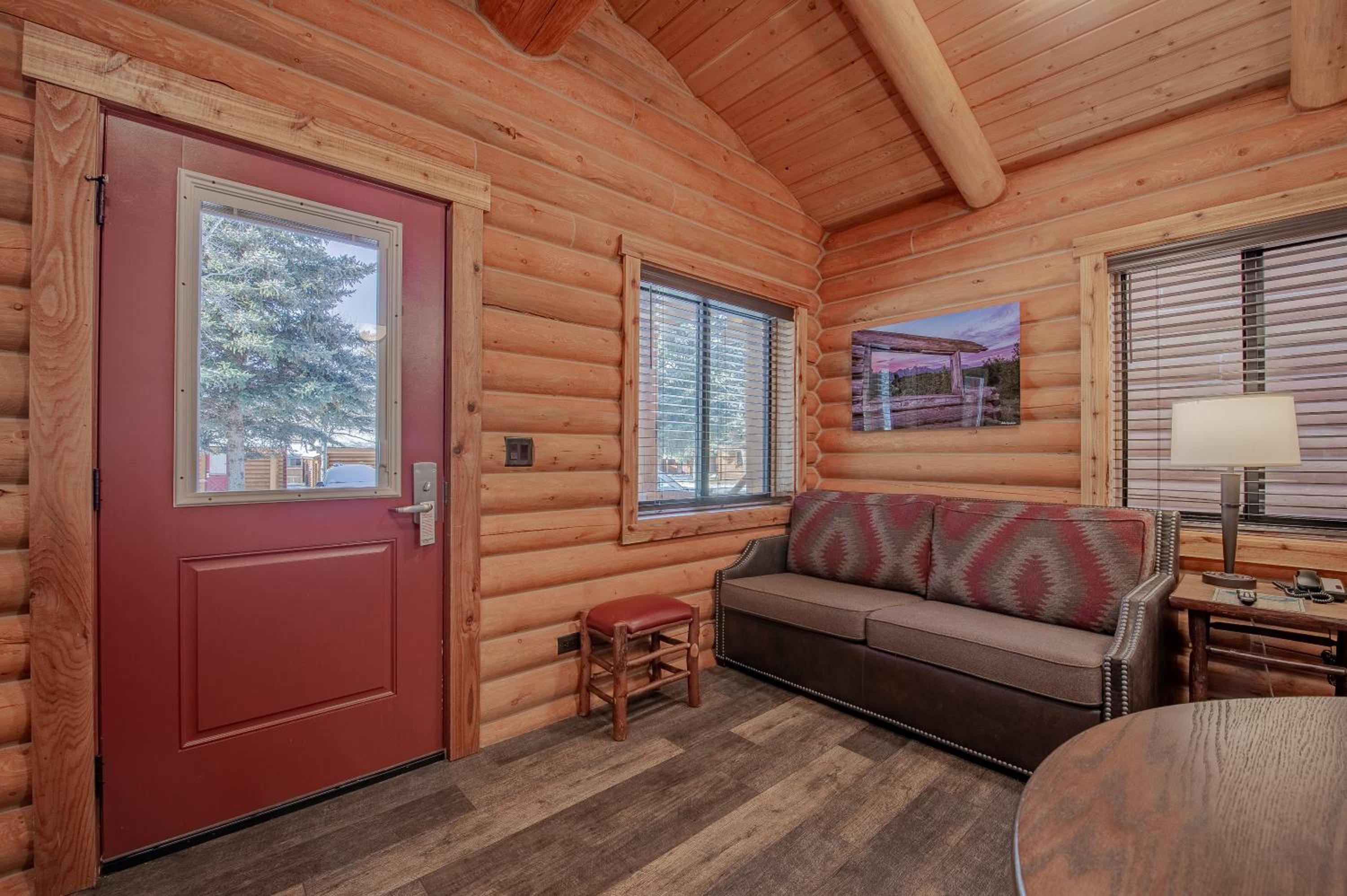 Grand Teton Deluxe Cabin - Not Pet-Friendly - Photo 12