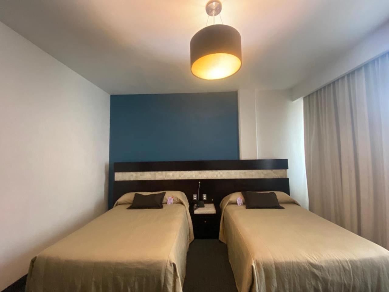 Deluxe Quadruple Room - Photo 4