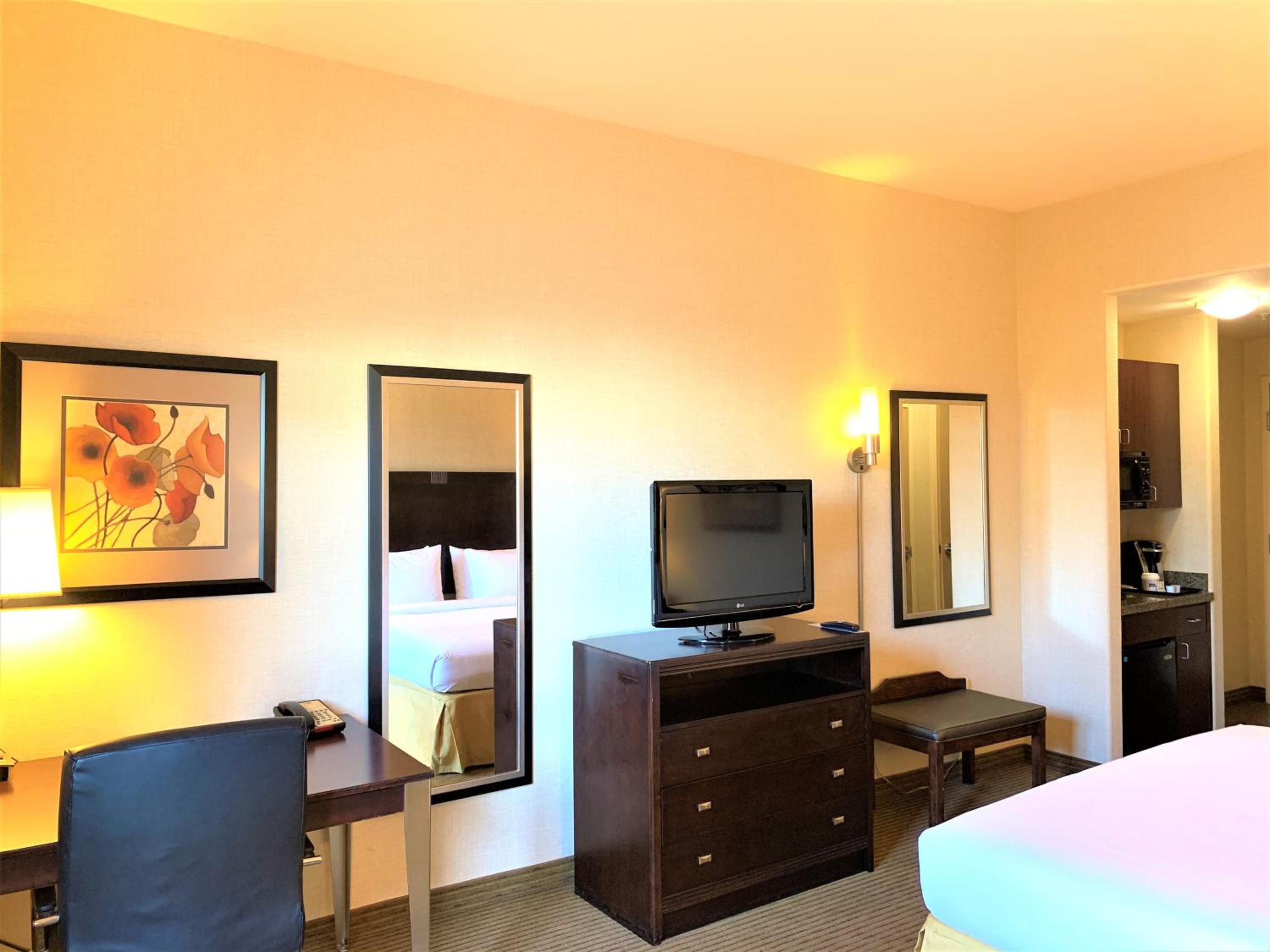 Standard Room - Photo 1