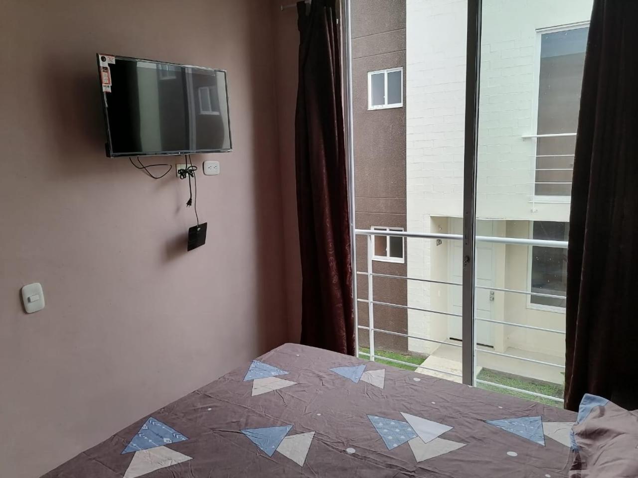 Three-Bedroom House photo 1