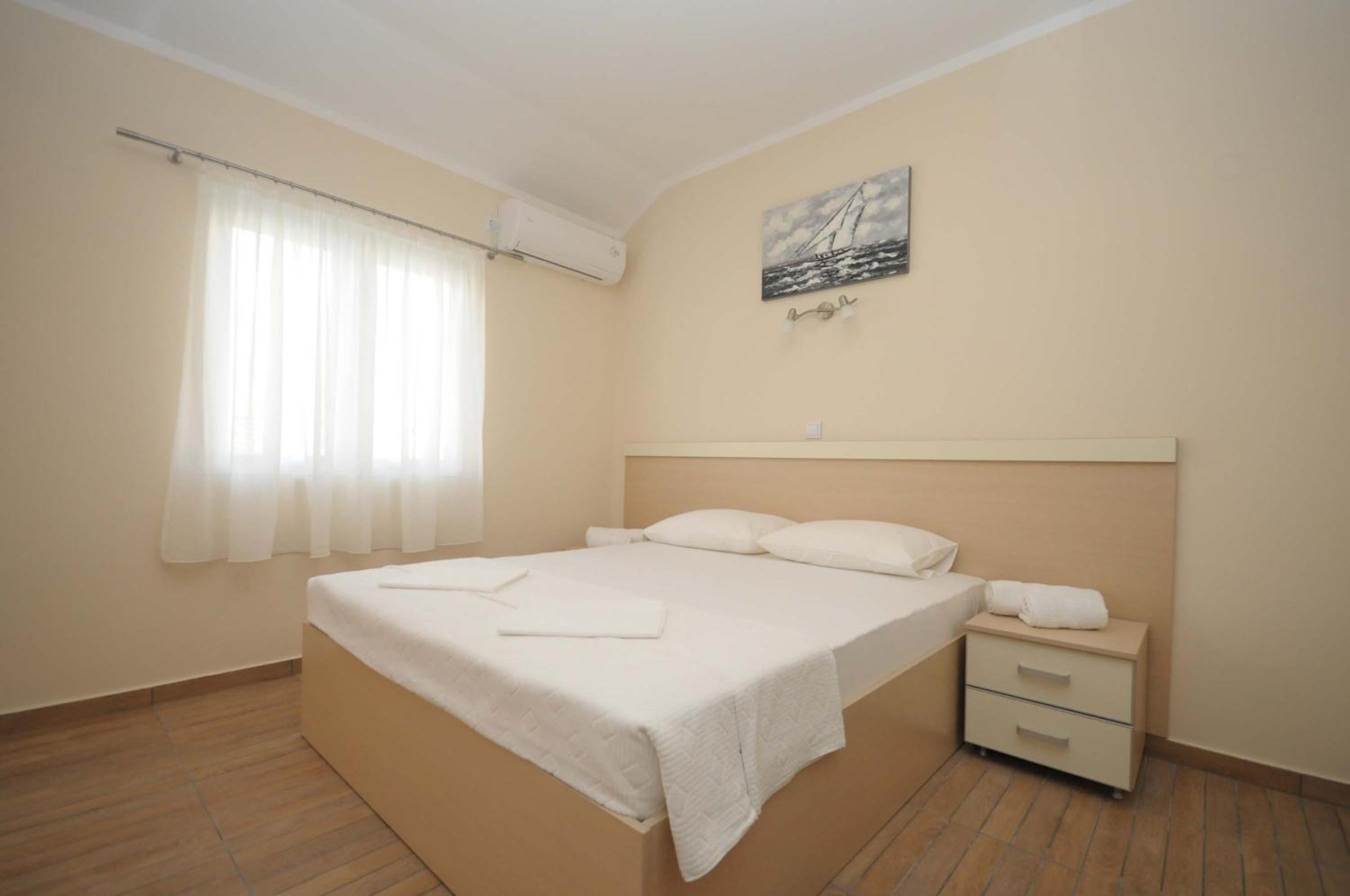 Studio (2 Adults) - Photo 8