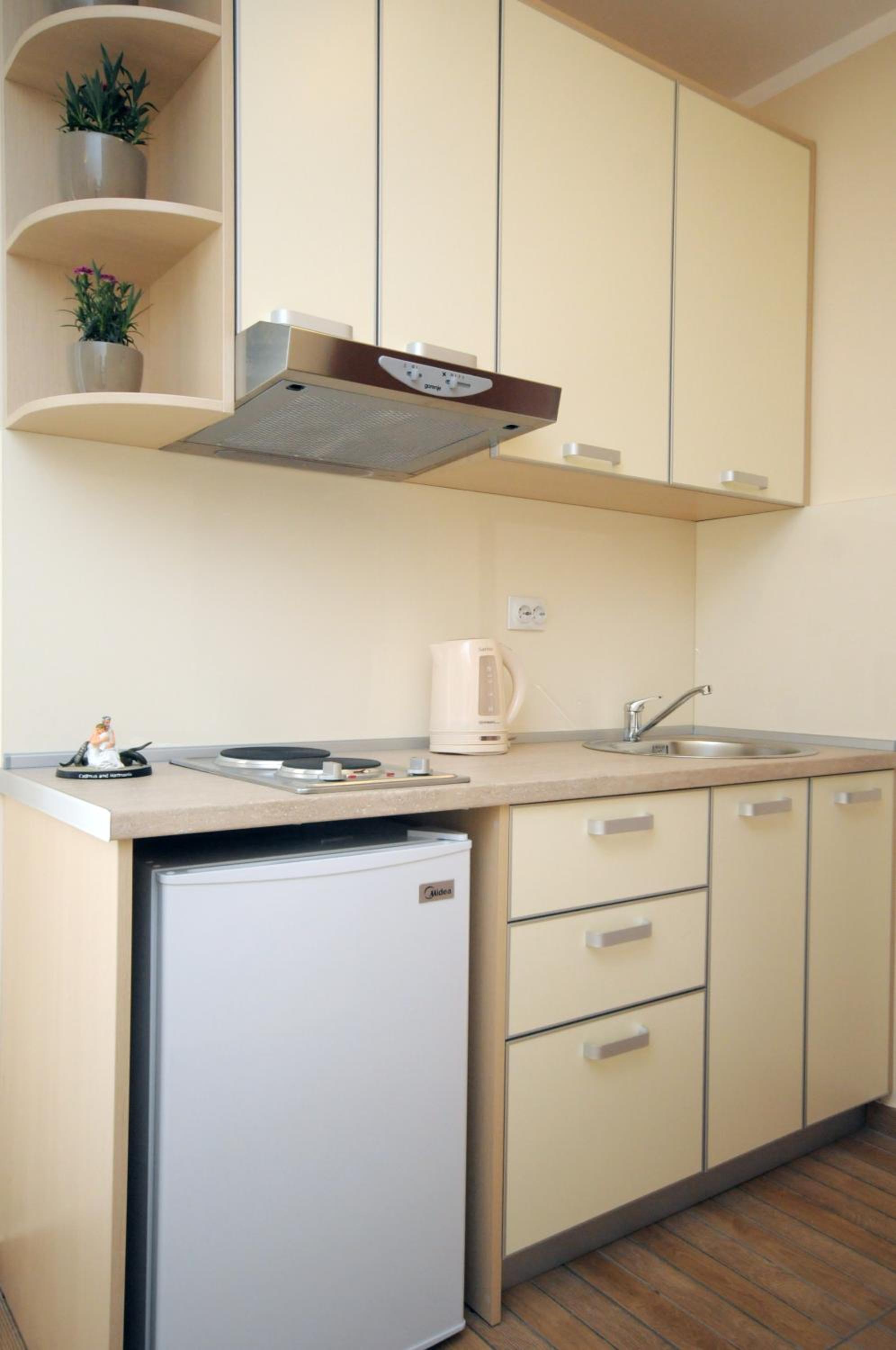 Studio (2 Adults) - Photo 10
