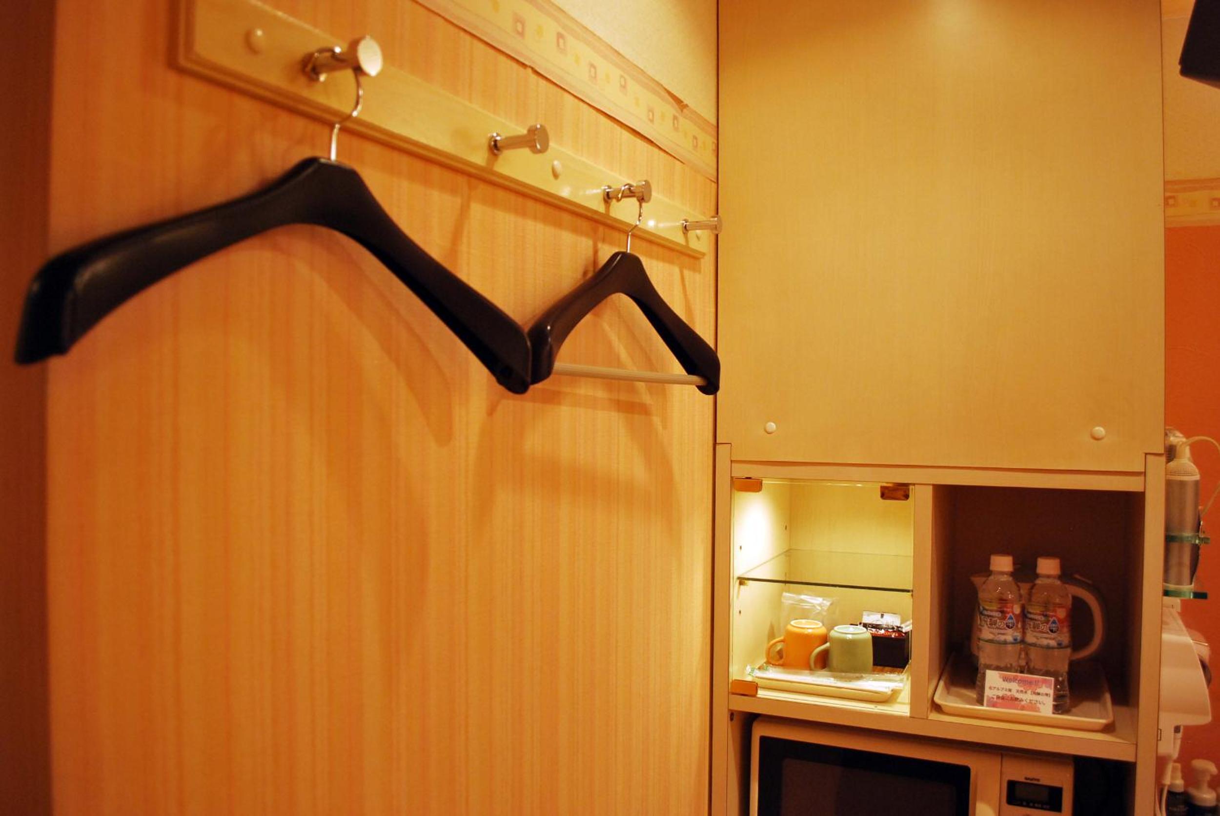 One-Bedroom Suite - Photo 5