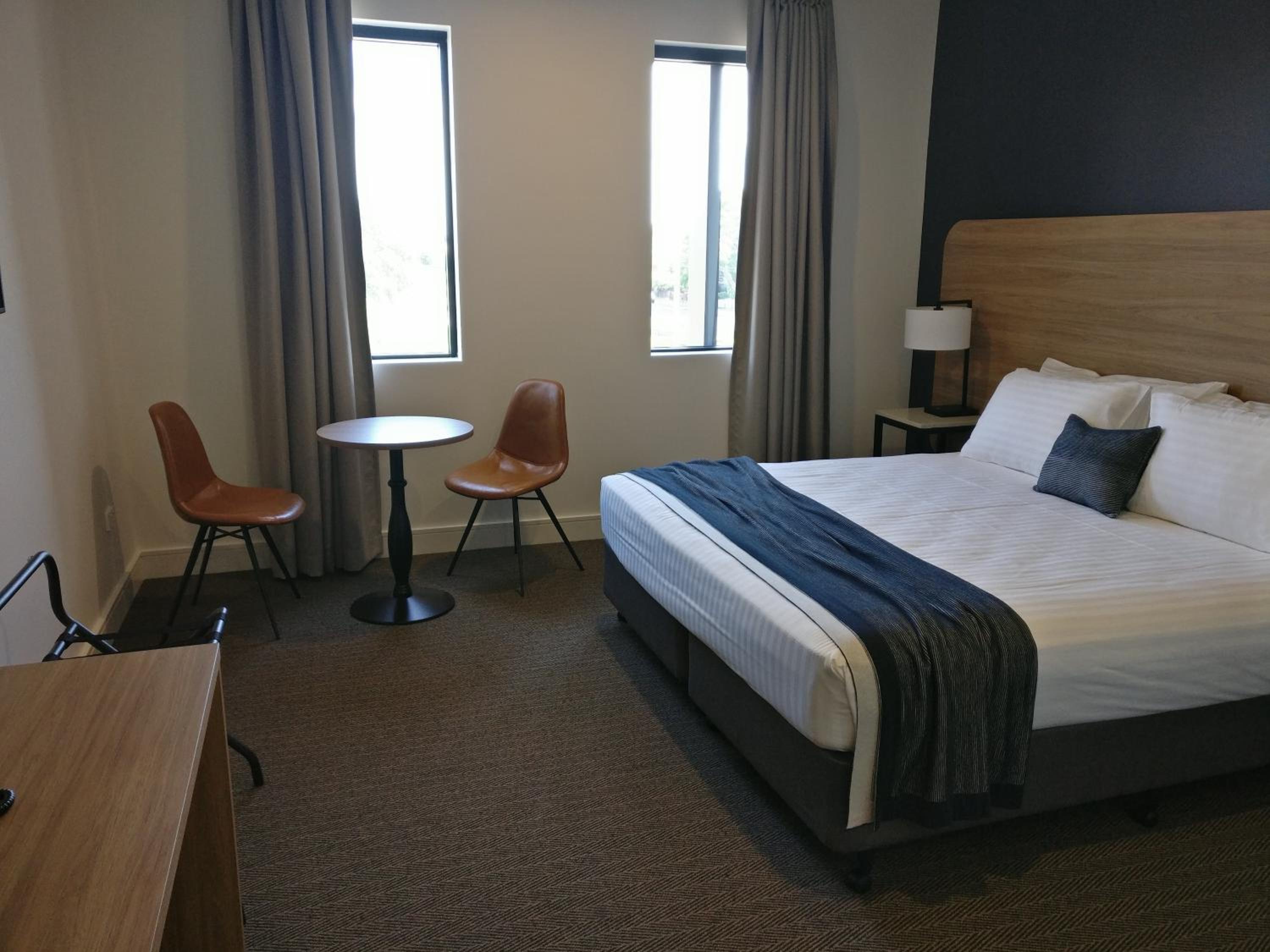 Executive King or Twin Room - Photo 4