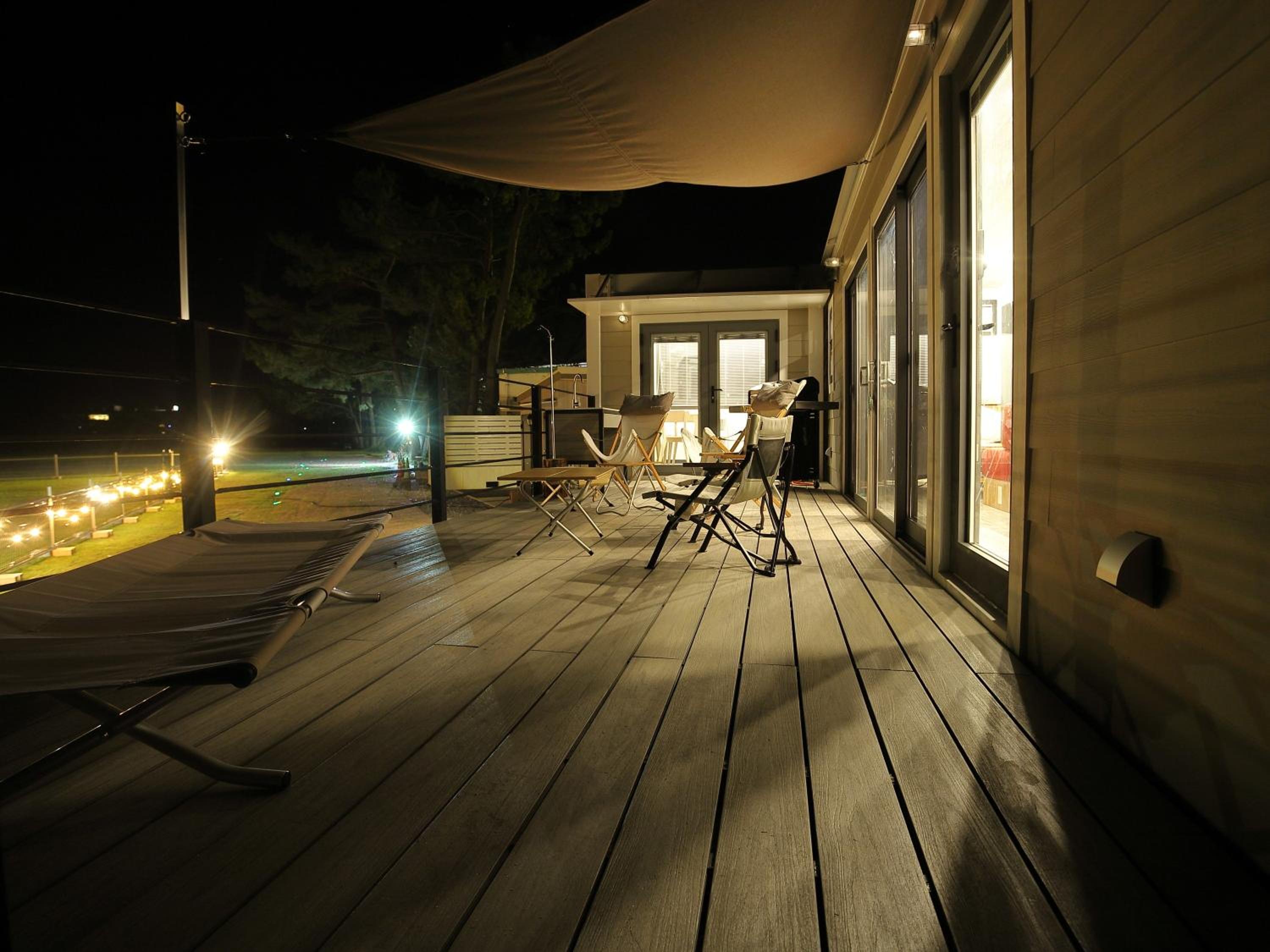 Standard Quadruple Room - Photo 12