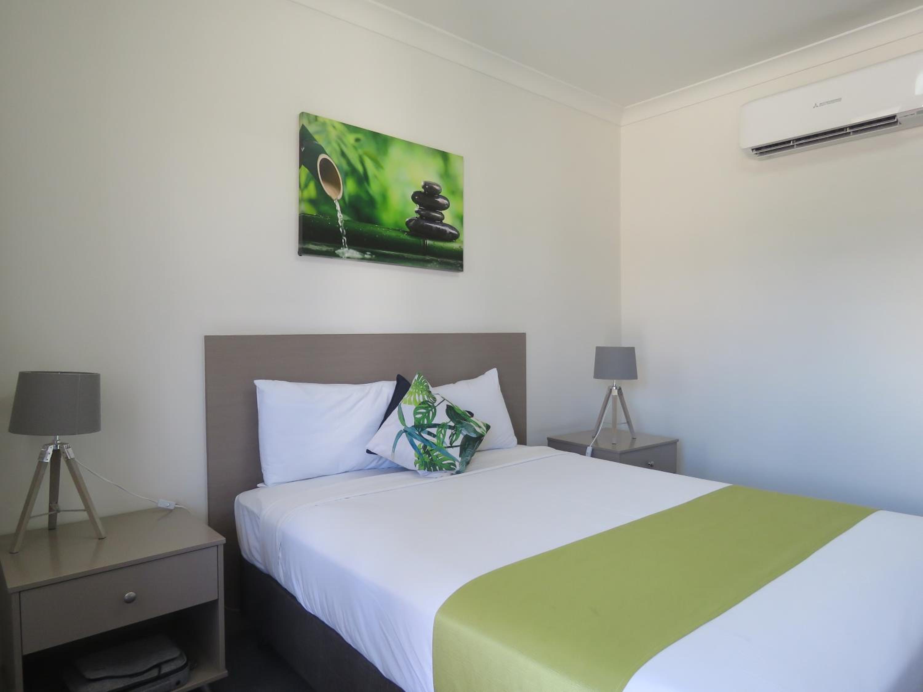 Standard Queen Room - Photo 3