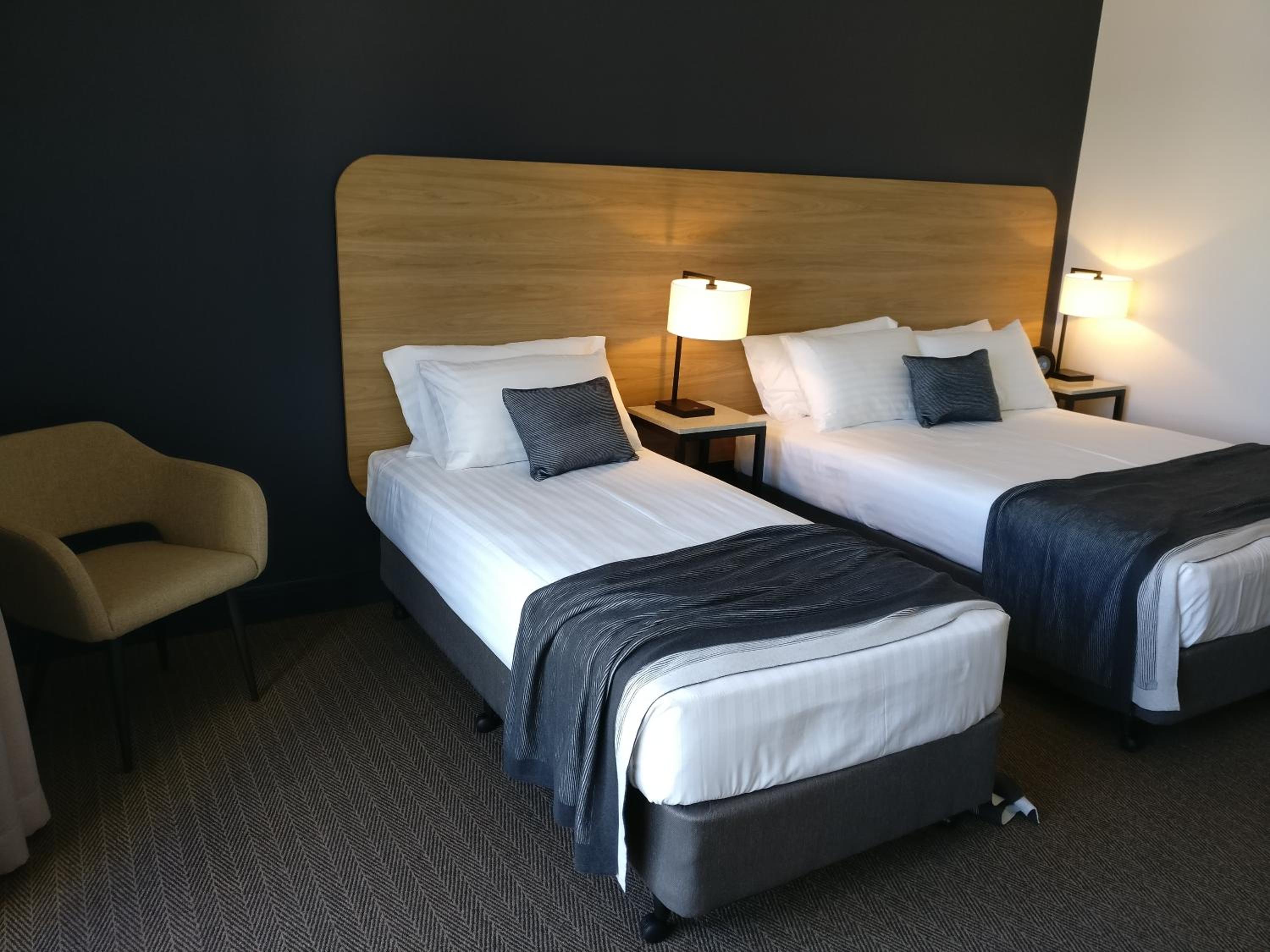 Executive Queen & Single Room - Photo 1